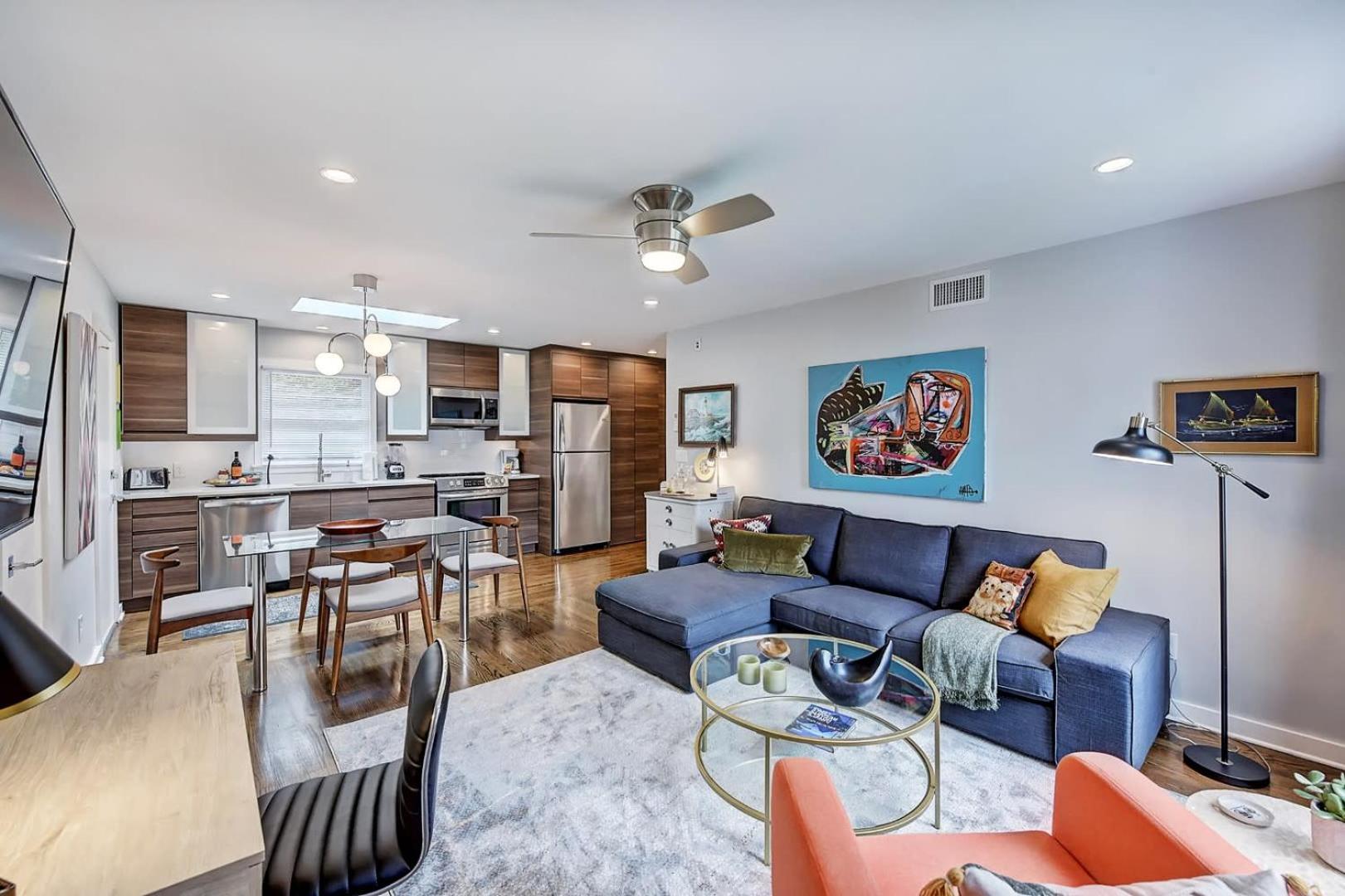 Charlotte Vacations - The Home Collection CLT: 510 Queens - Property Image 10