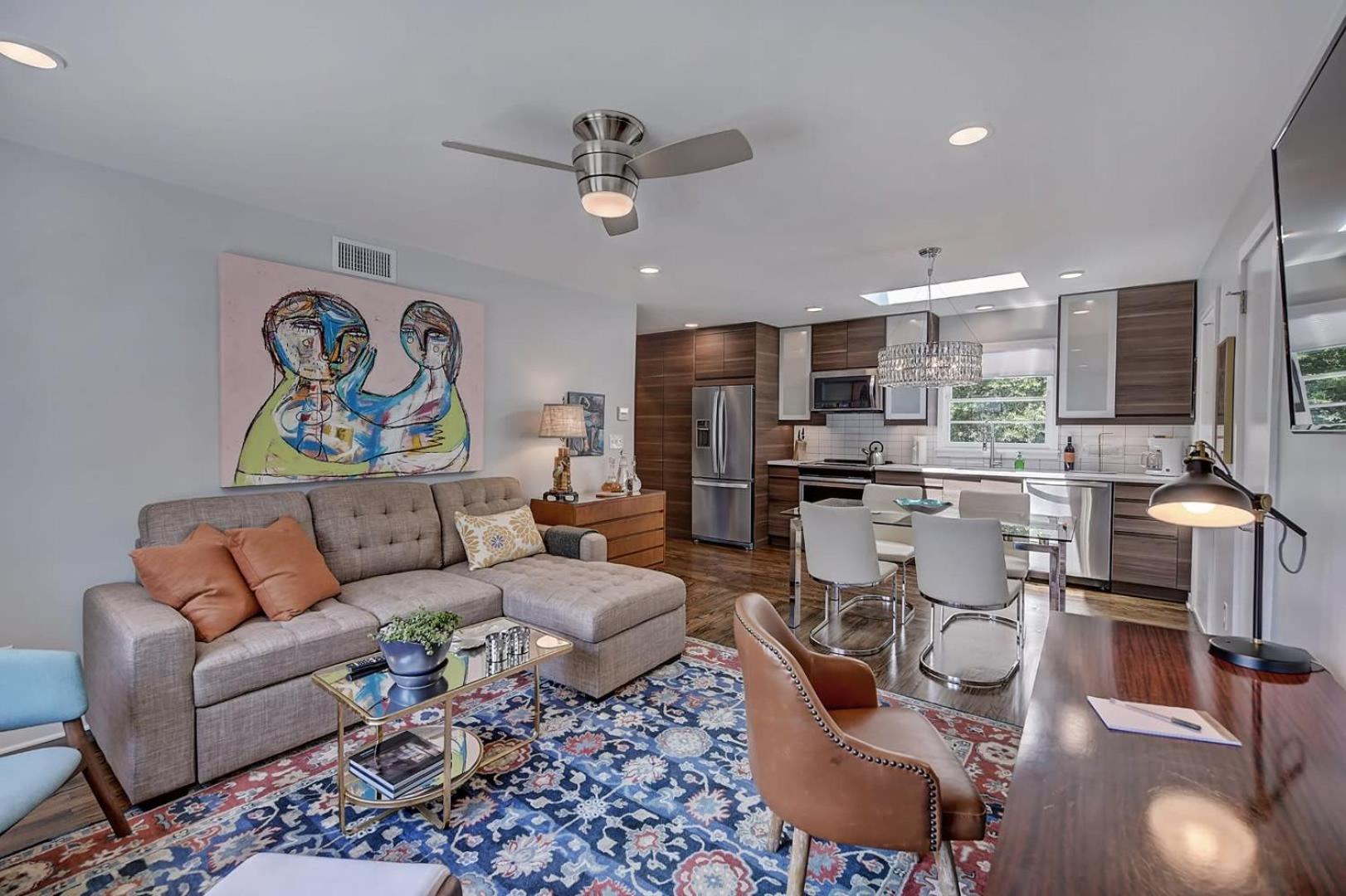 Charlotte Vacations - The Home Collection CLT: 510 Queens - Property Image 11