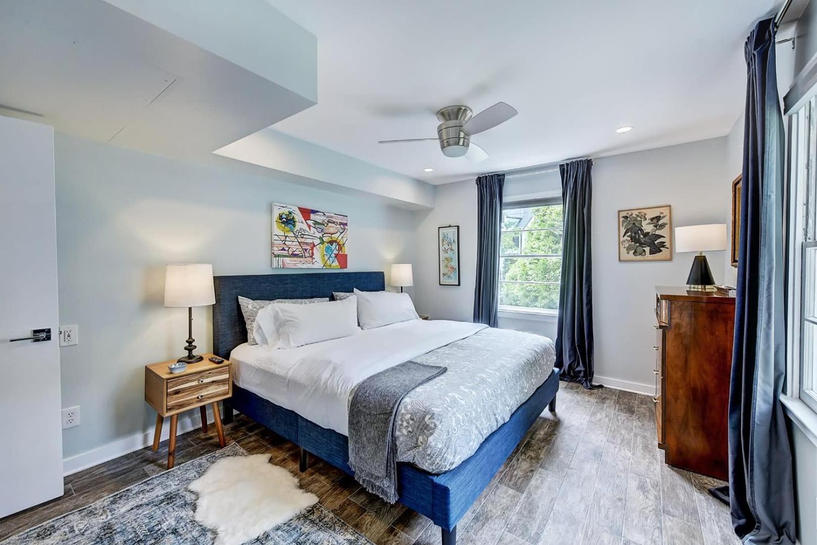 Charlotte Vacations - The Home Collection CLT: 510 Queens - Property Image 15