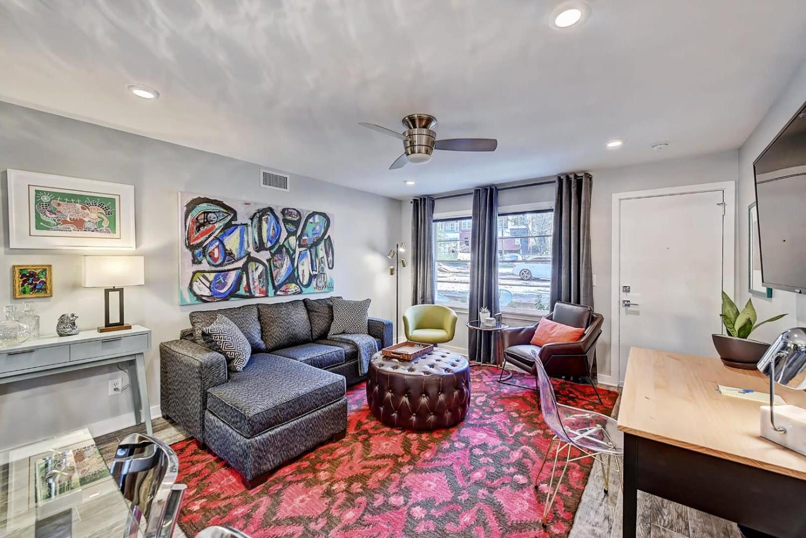 Charlotte Vacations - The Home Collection CLT: 510 Queens - Property Image 17