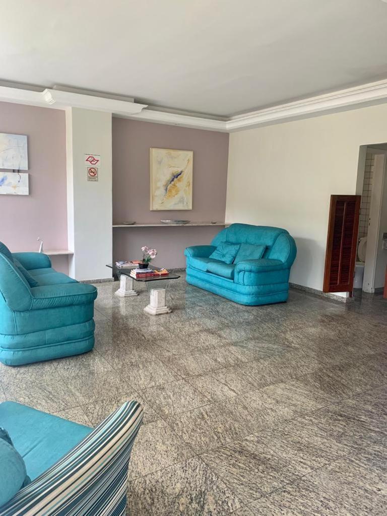 Apto com ar condicionado piscina estacionamento