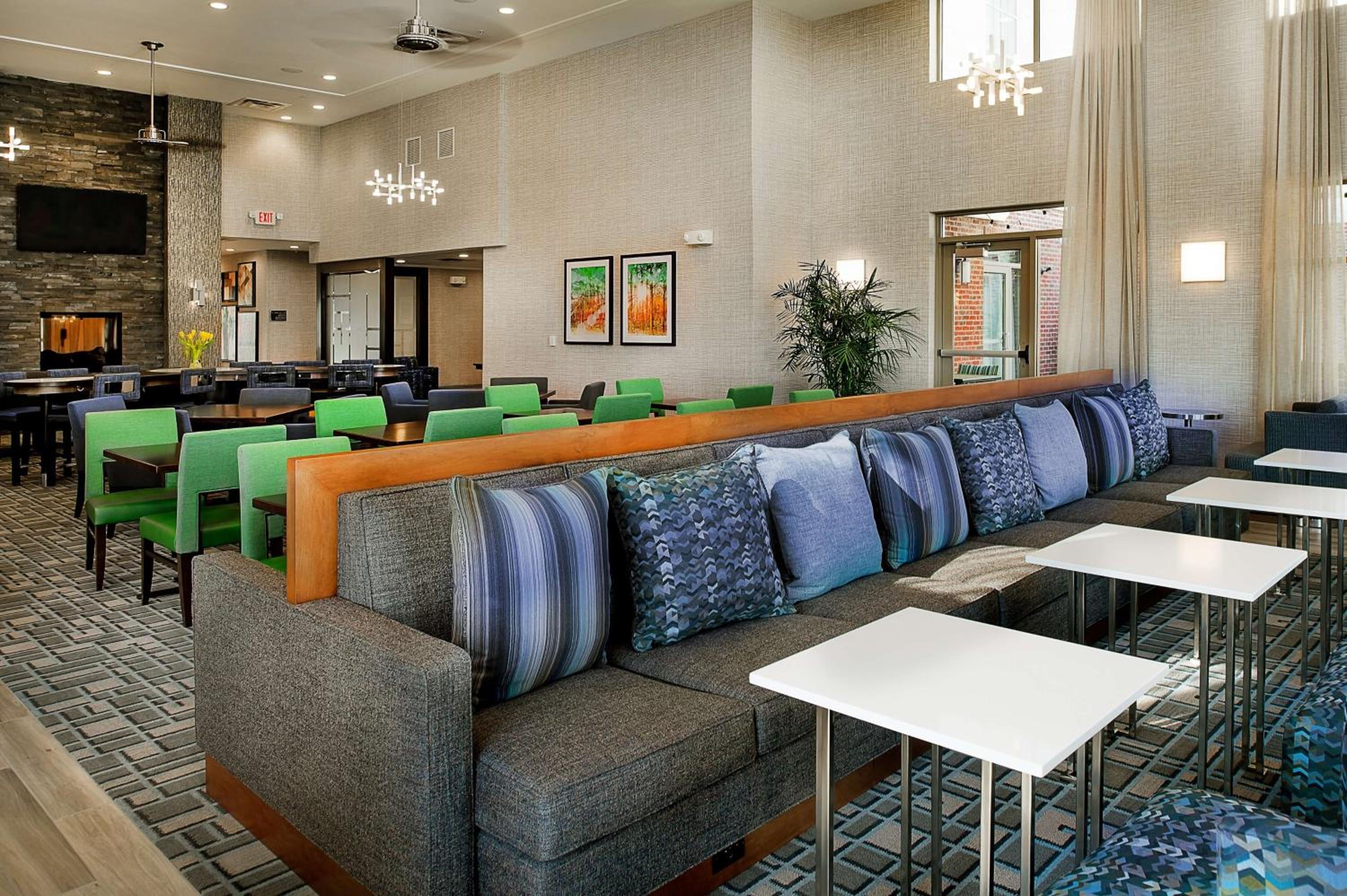 Homewood Suites by Hilton St. Louis Westport - Property Image 2