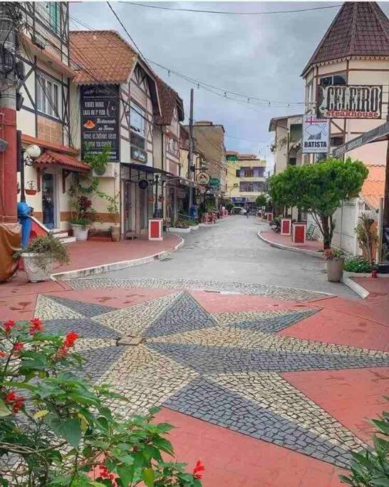 Casa CENTRO com Estacionamento-500m da rua do lazer, ideal p casais ou até 4 pessoas