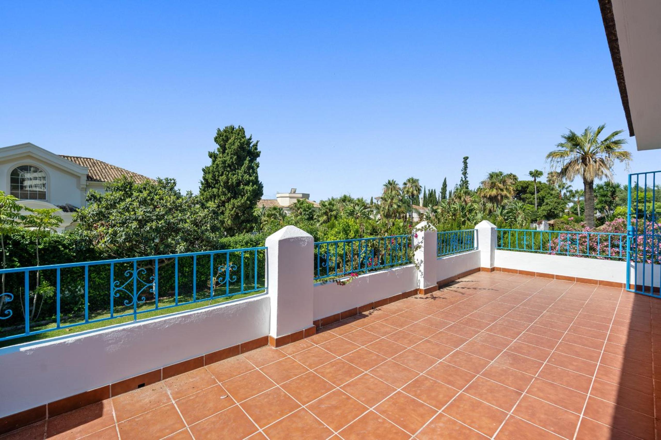 Villa Elena - Casablanca Marbella by Finest Rentals