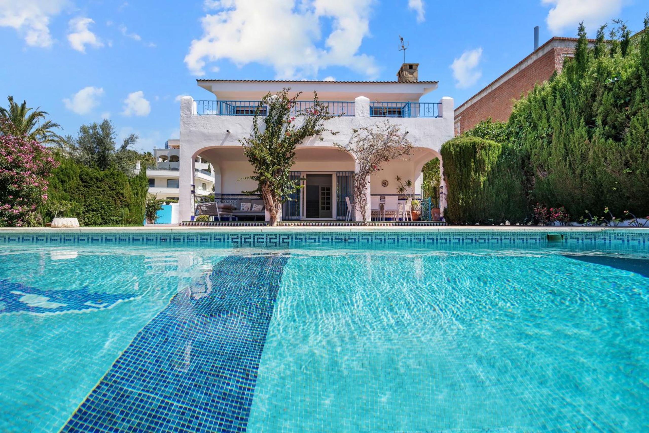 Villa Elena - Casablanca Marbella by Finest Rentals