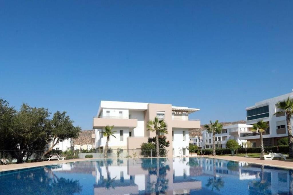 Appartement avec piscine Imi ouaddar - Family only view 3