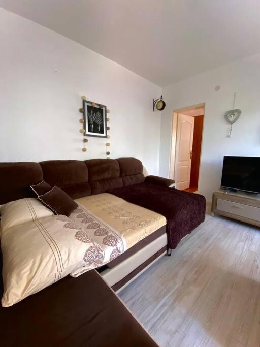 Apartman Ajsi photo 2