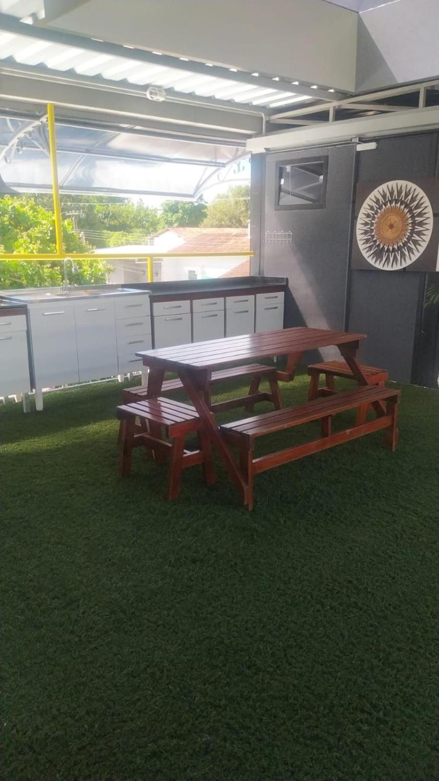 Aiezza Hotel