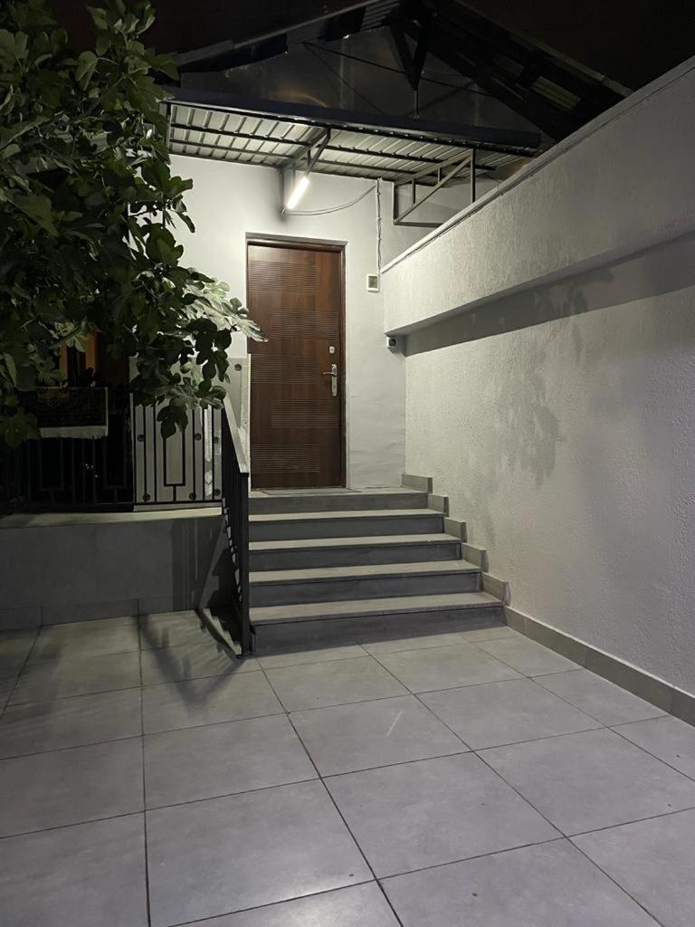 SM Apartment