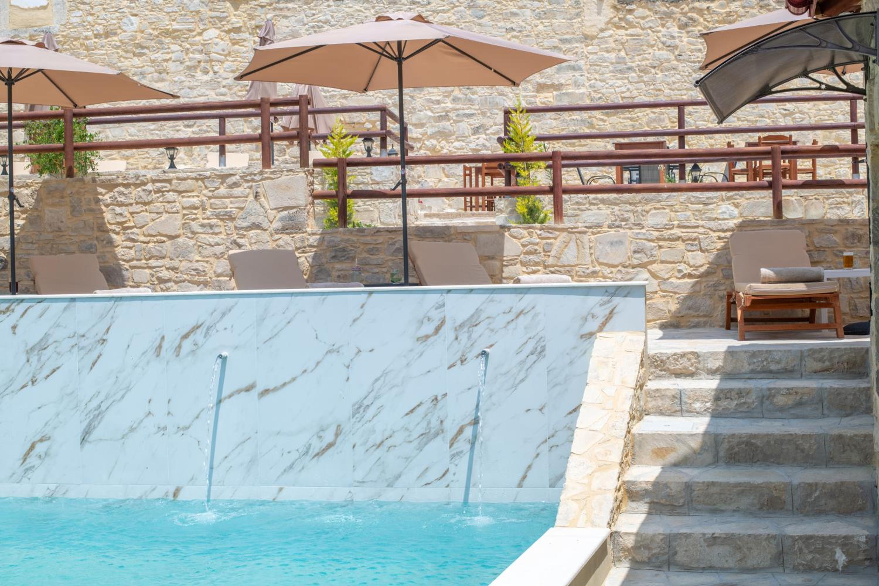 Draganigo Luxury Stone Houses 40 min from Matala