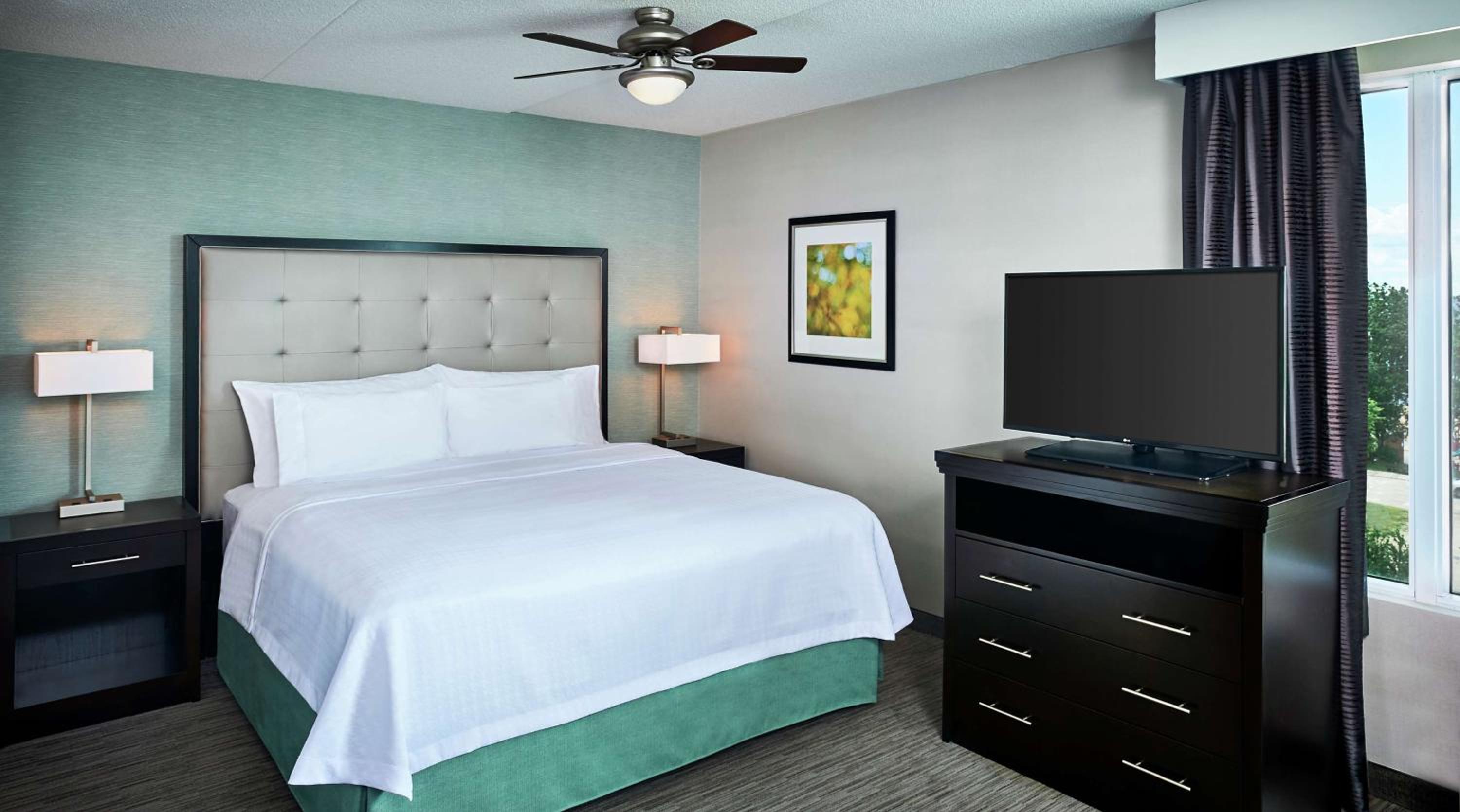 North Bay Vacations - Homewood Suites By Hilton North Bay - Property Image 15