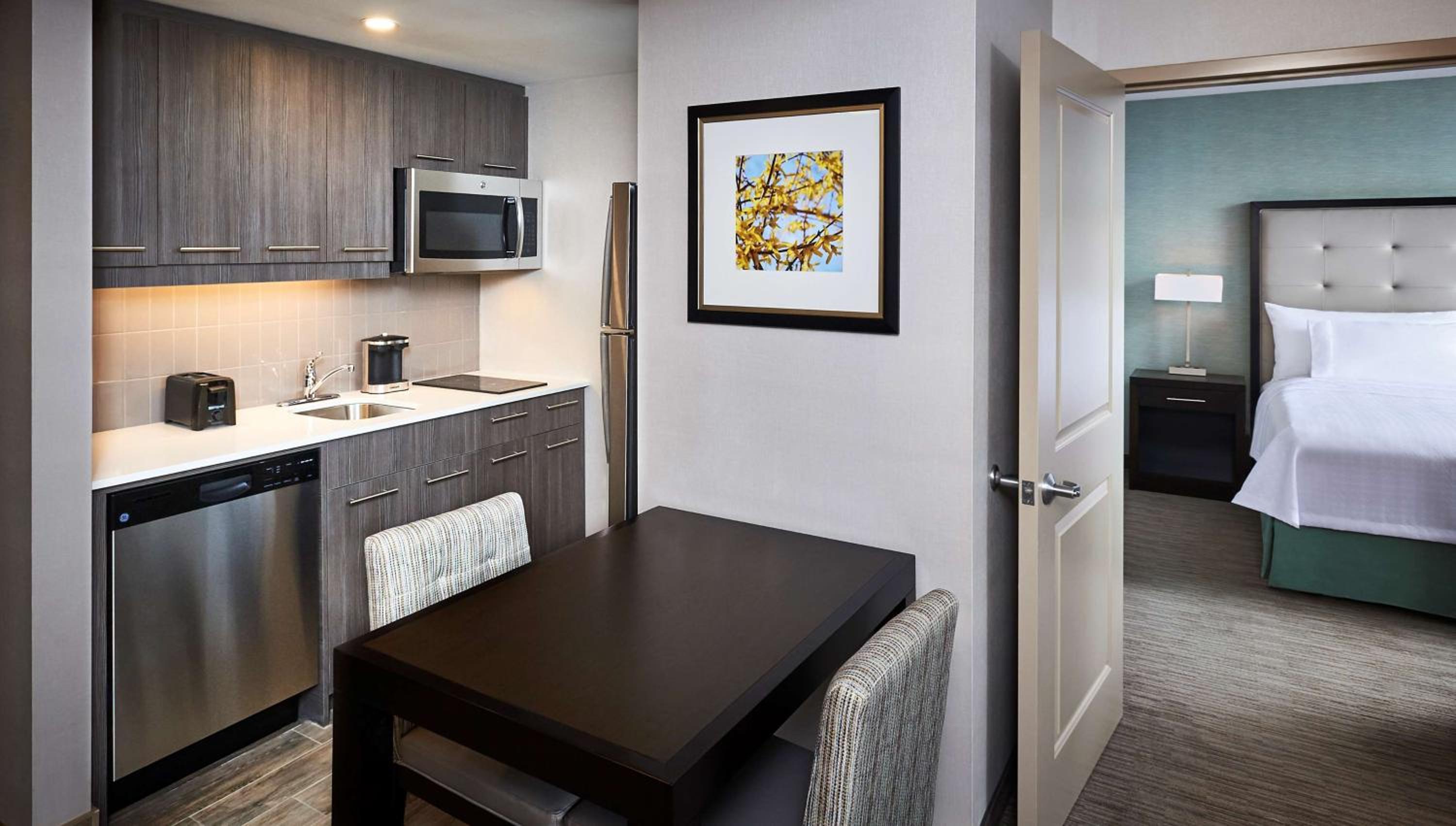 North Bay Vacations - Homewood Suites By Hilton North Bay - Property Image 18