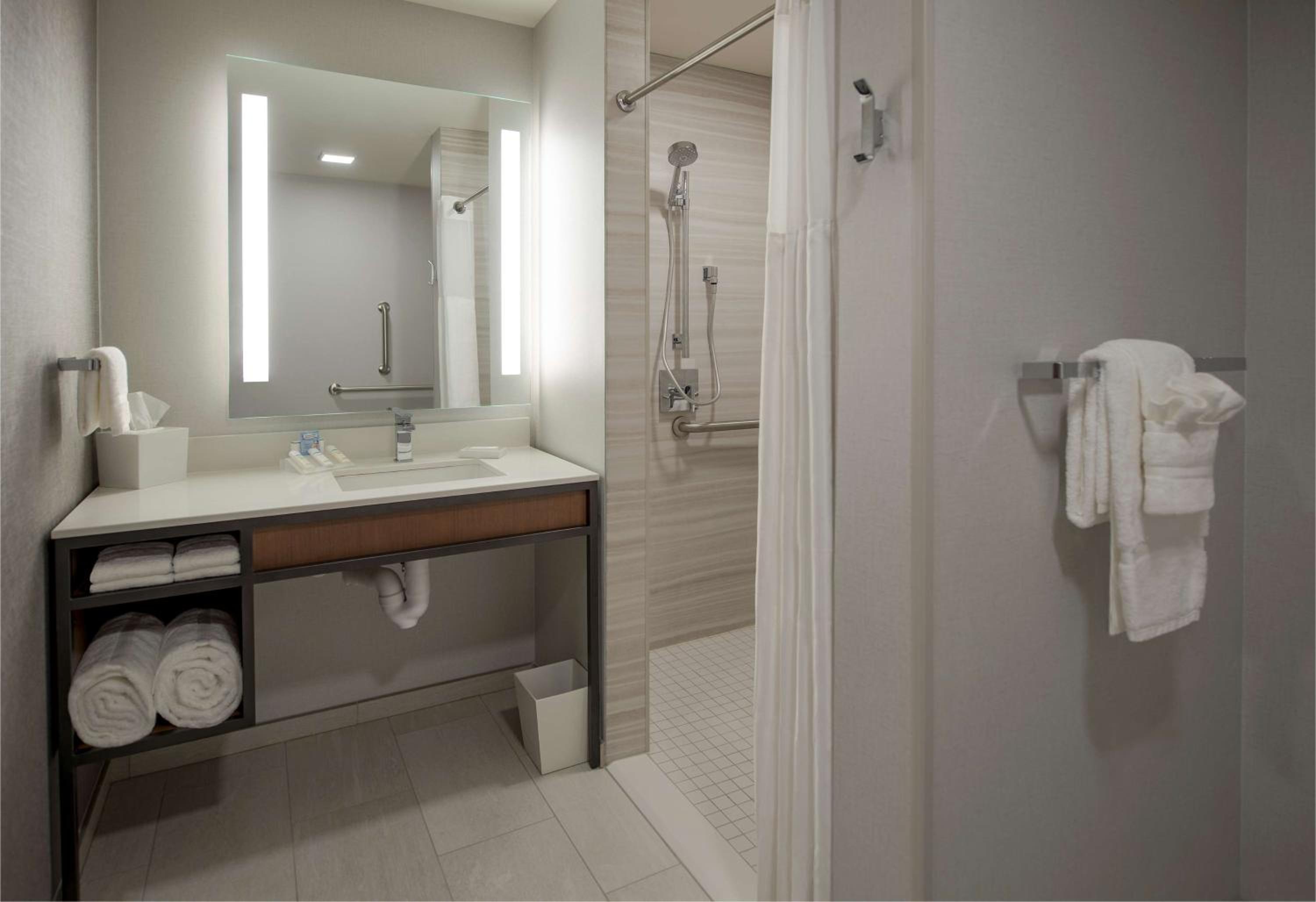 Wausau Vacations - Hilton Garden Inn Wausau, WI - Property Image 7
