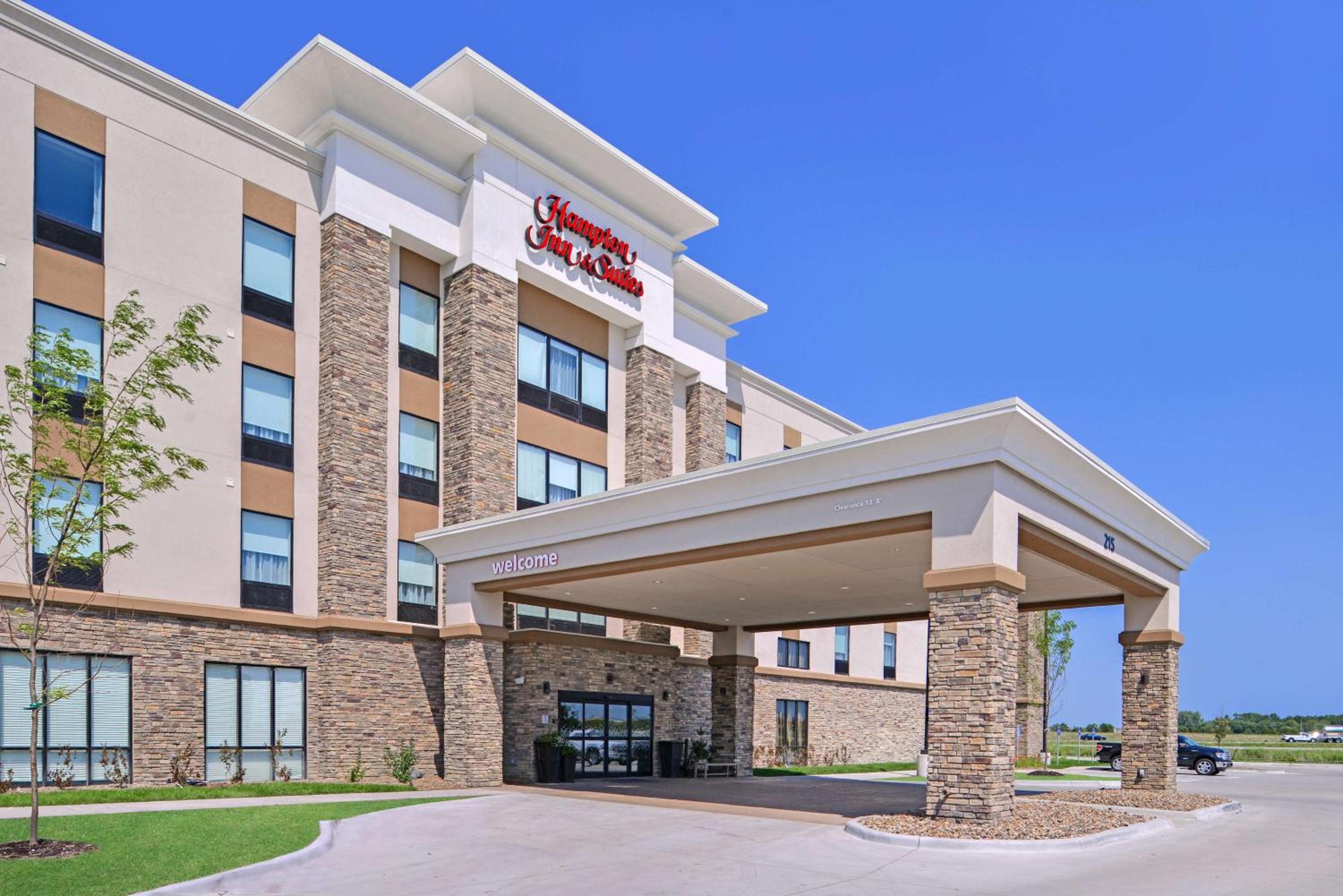 Hotel Hampton Inn and Suites Altoona-Des Moines by Hilton - Image 1