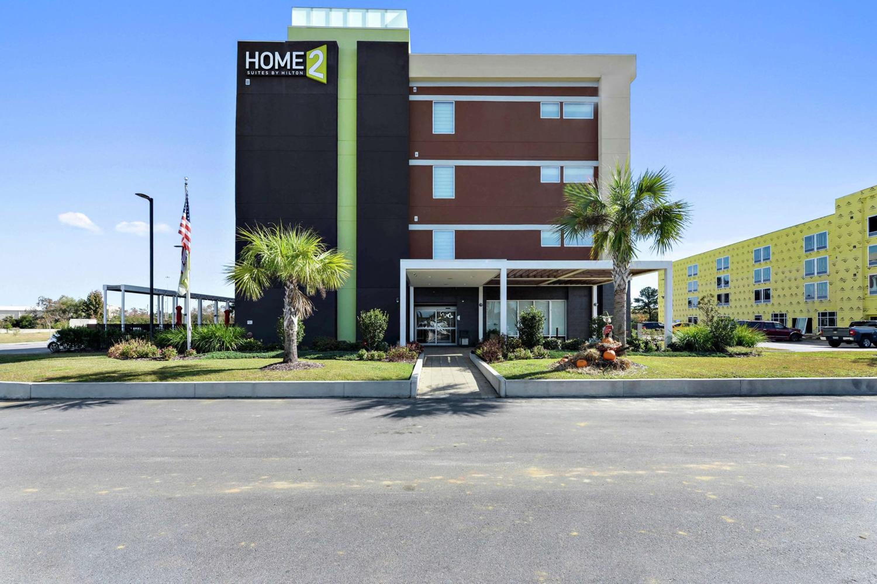 Hotel Home2 Suites by Hilton Gulfport I-10 - Image 1