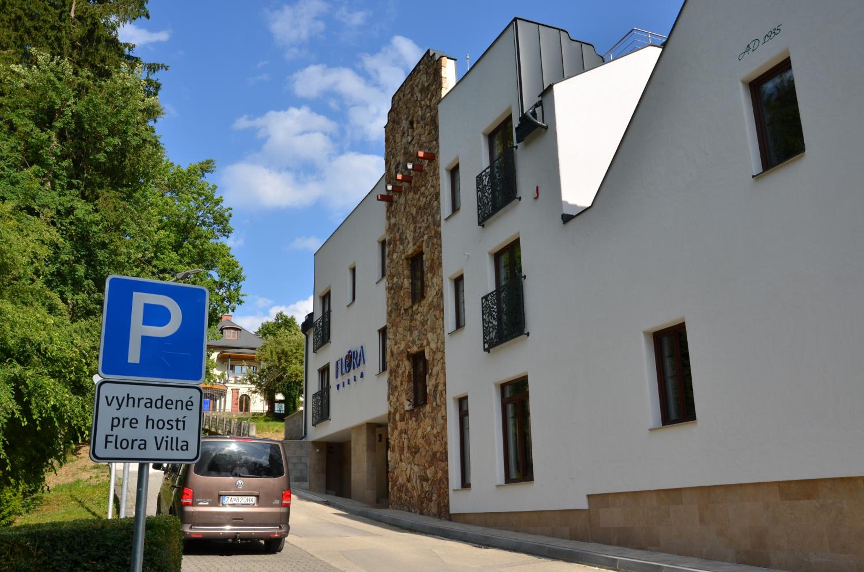 FloraVilla