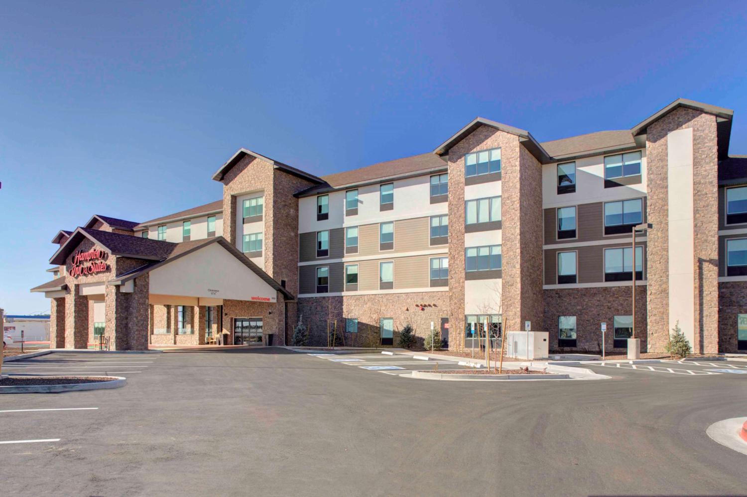 Hotel Hampton Inn Suites Flagstaff East - Image 1
