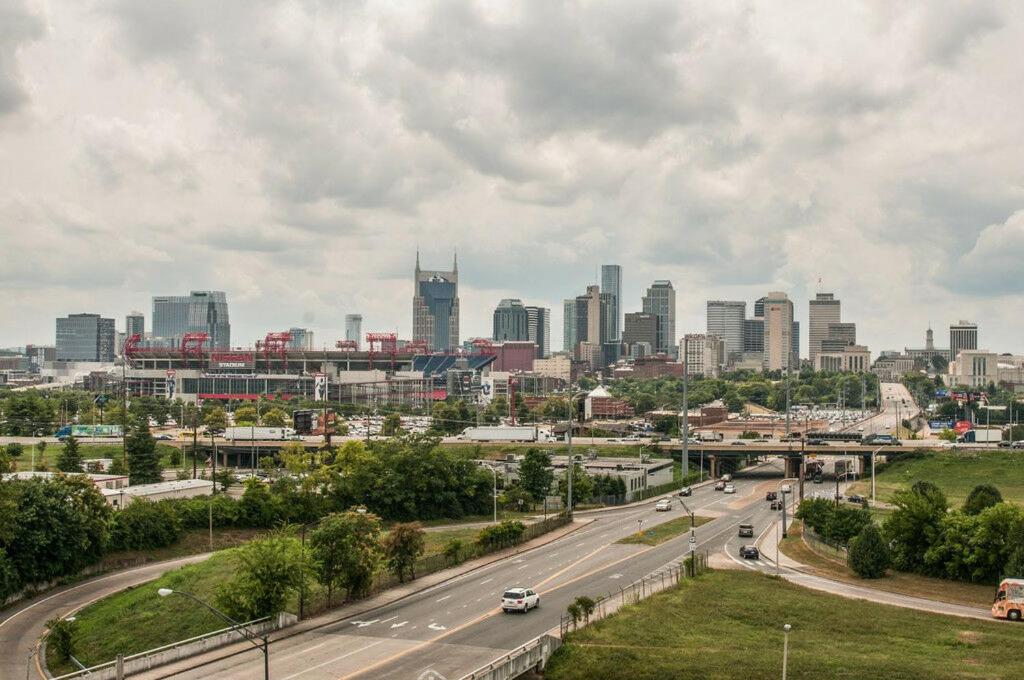 Luxe + Modern Johnny Cash Inspired Executive Condo view 5