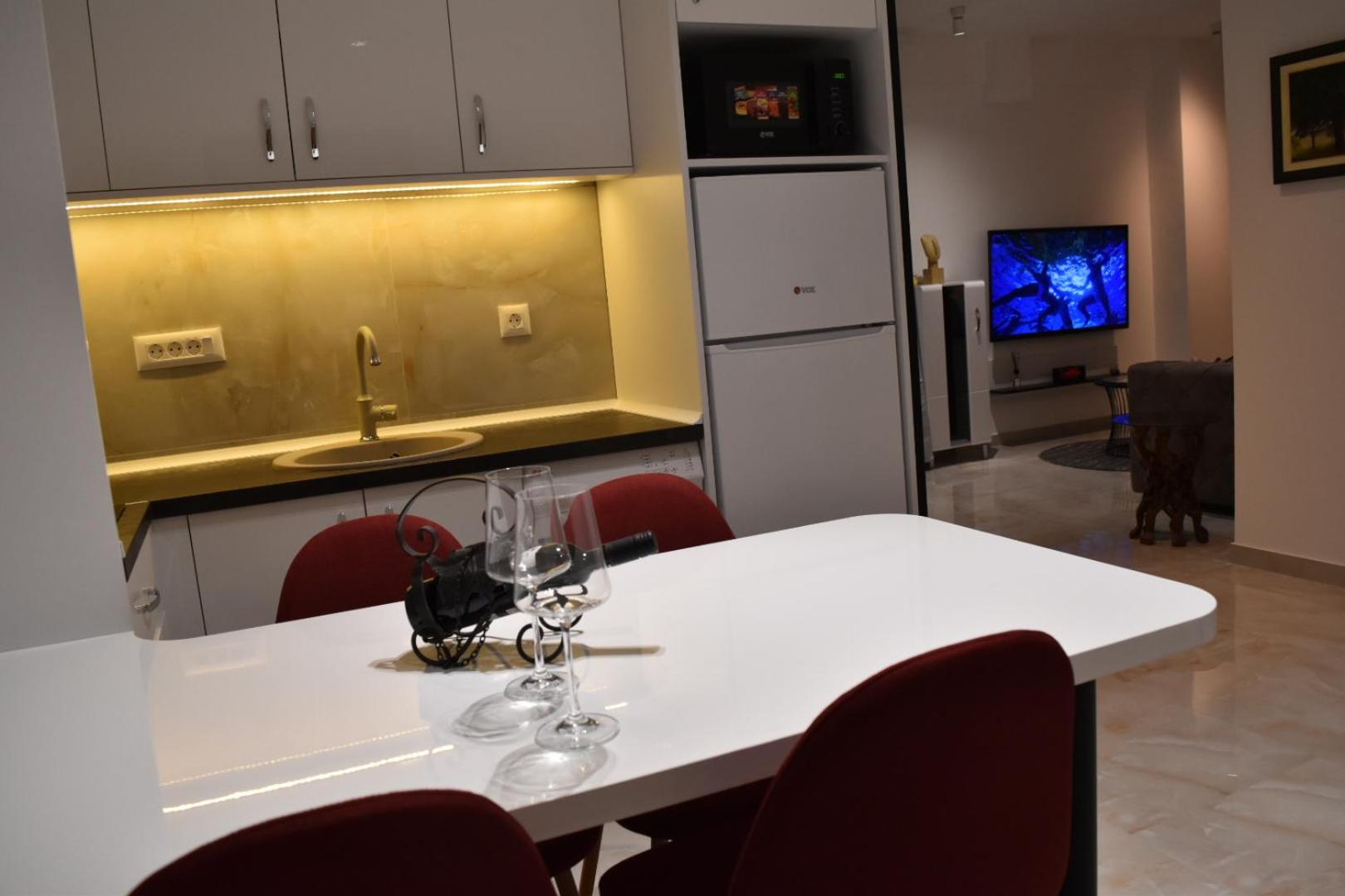 Lux Apartman Crnjanski II, Jagodina view 4