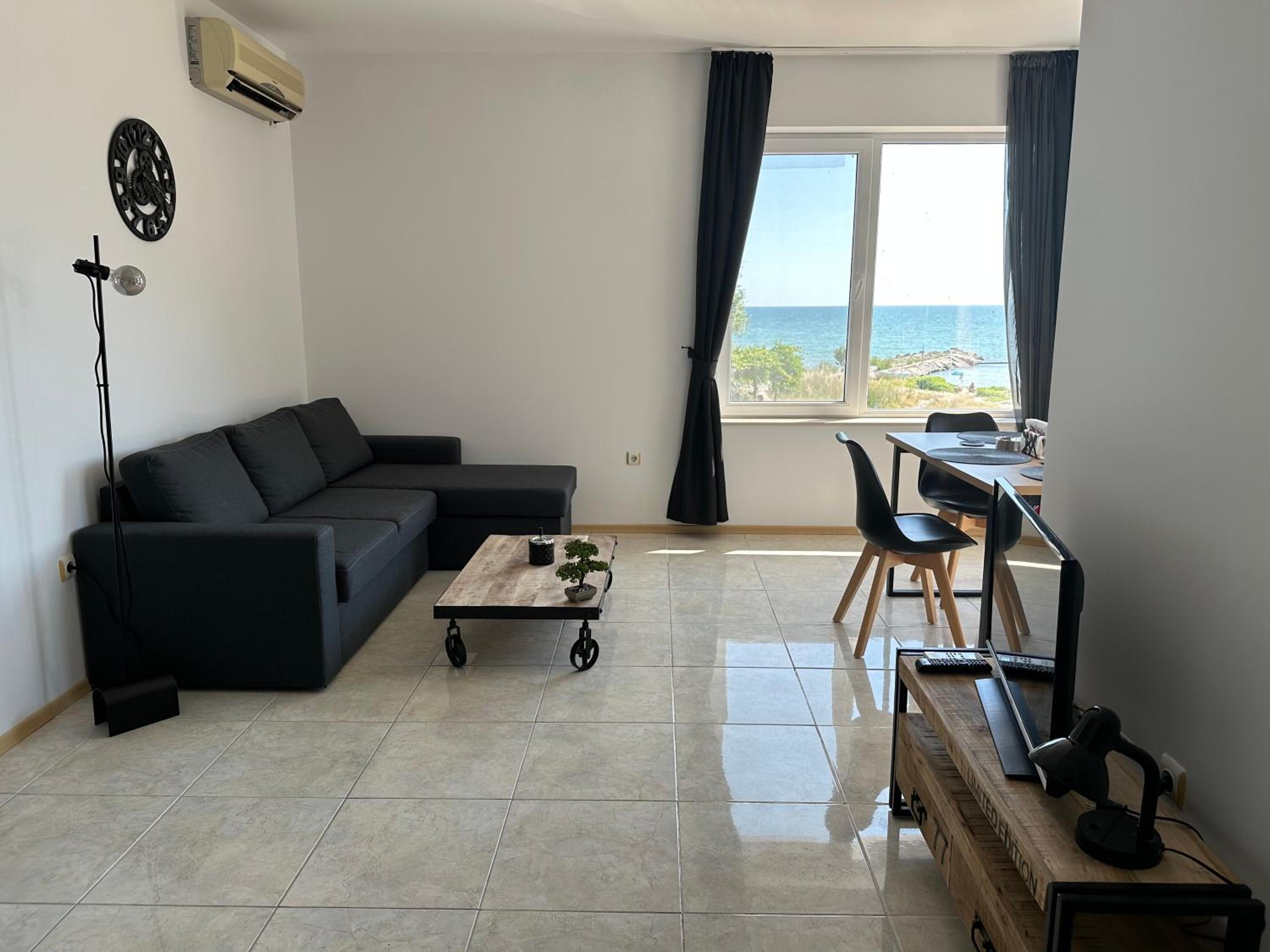 First Line On The Beach Cosy Sea Paradise Apartments