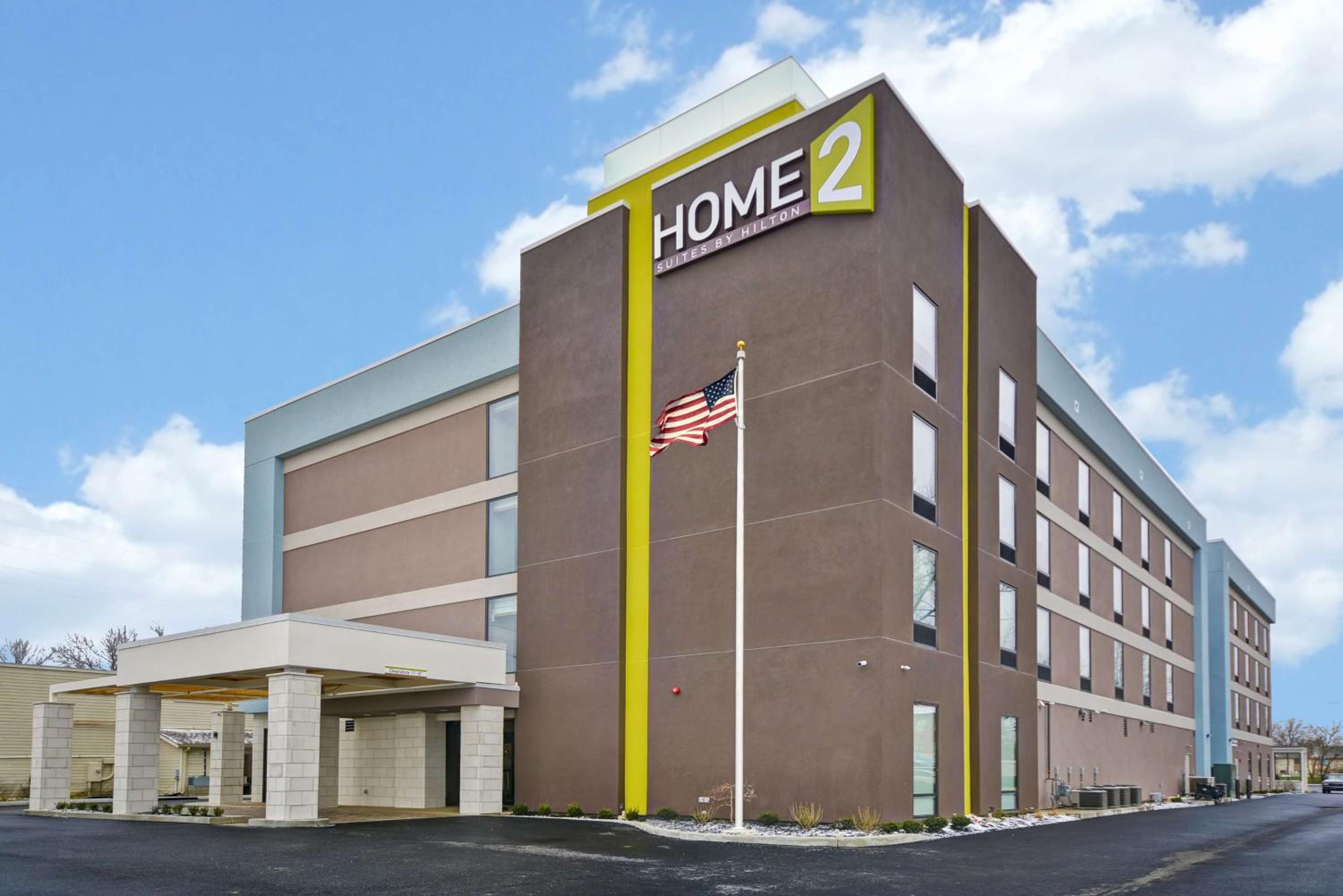 Hotel Home2 Suites By Hilton Columbus Airport East Broad - Image 1