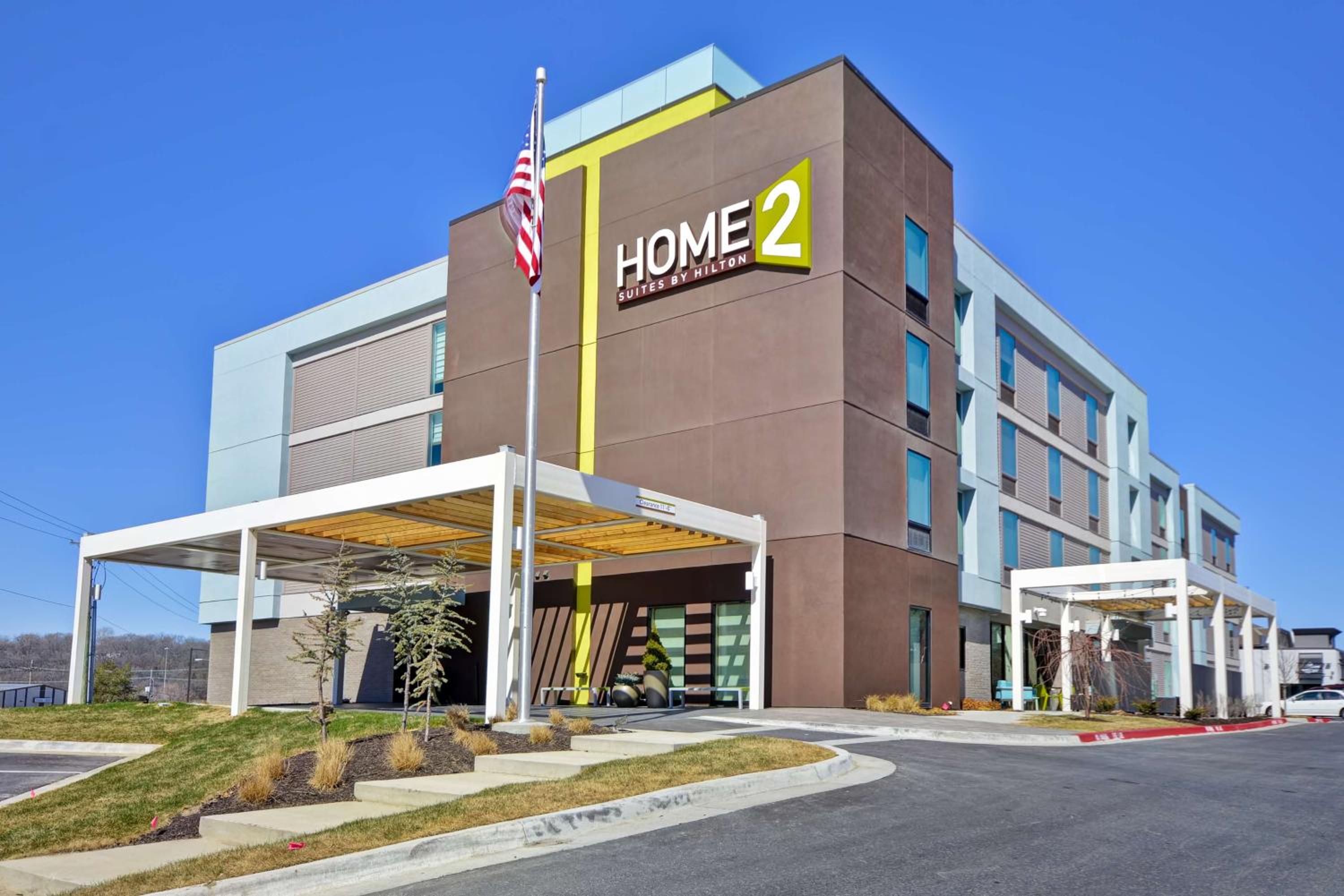 Hotel Home2 Suites by Hilton Kansas City KU Medical Center - Image 1