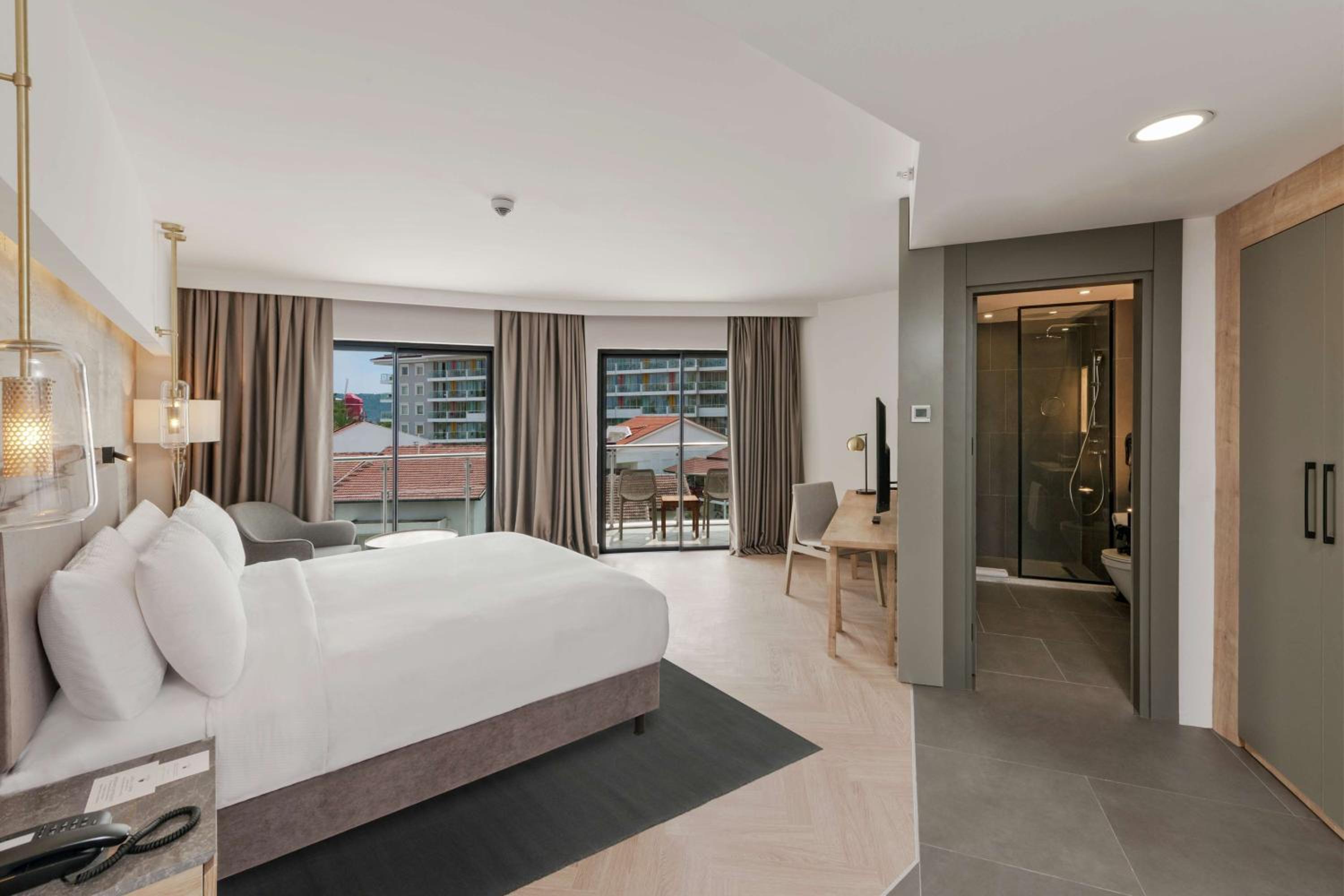 DoubleTree by Hilton Antalya-Kemer All-Inclusive Resort - Image 10