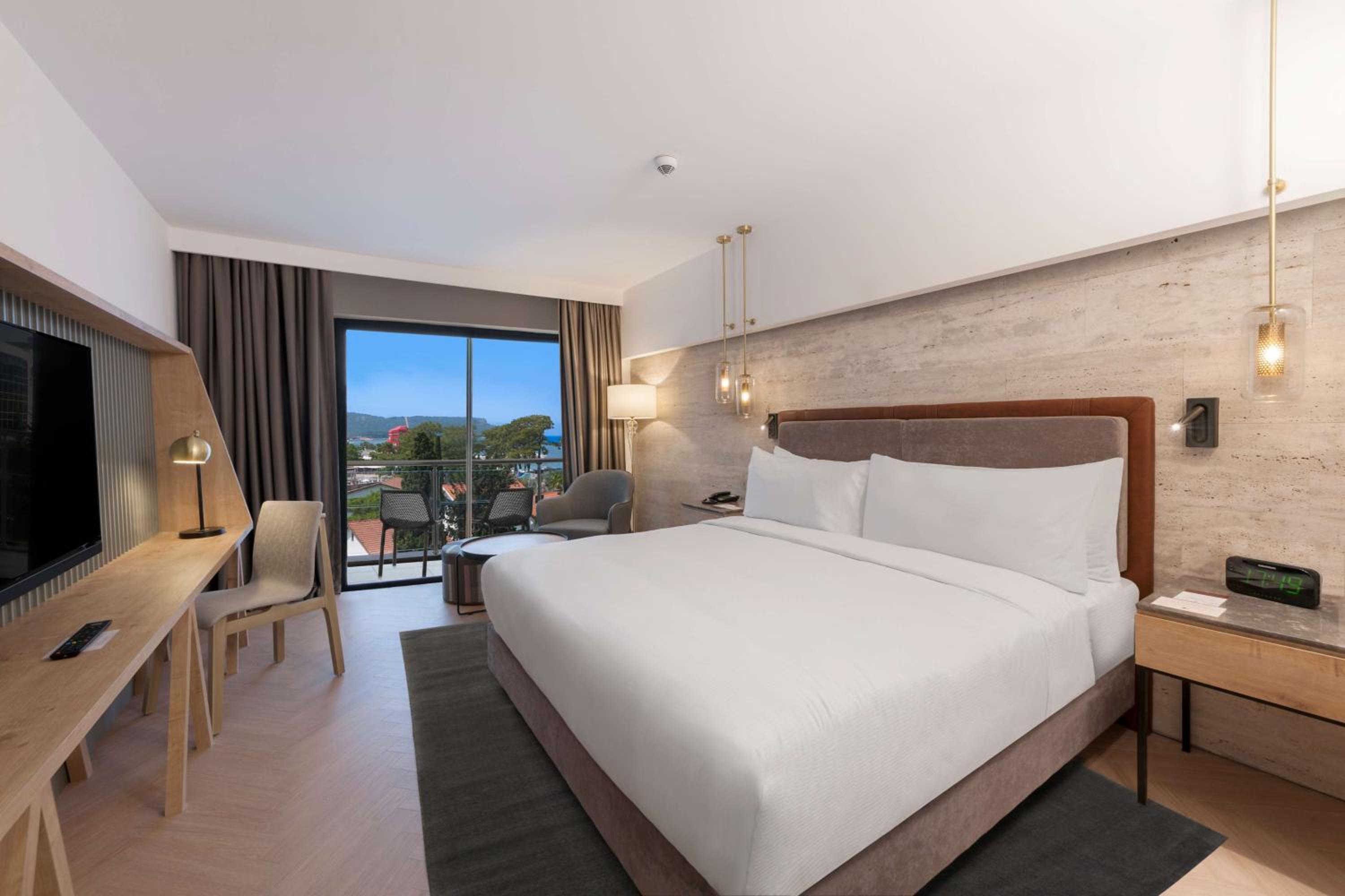 DoubleTree by Hilton Antalya-Kemer All-Inclusive Resort - Image 15