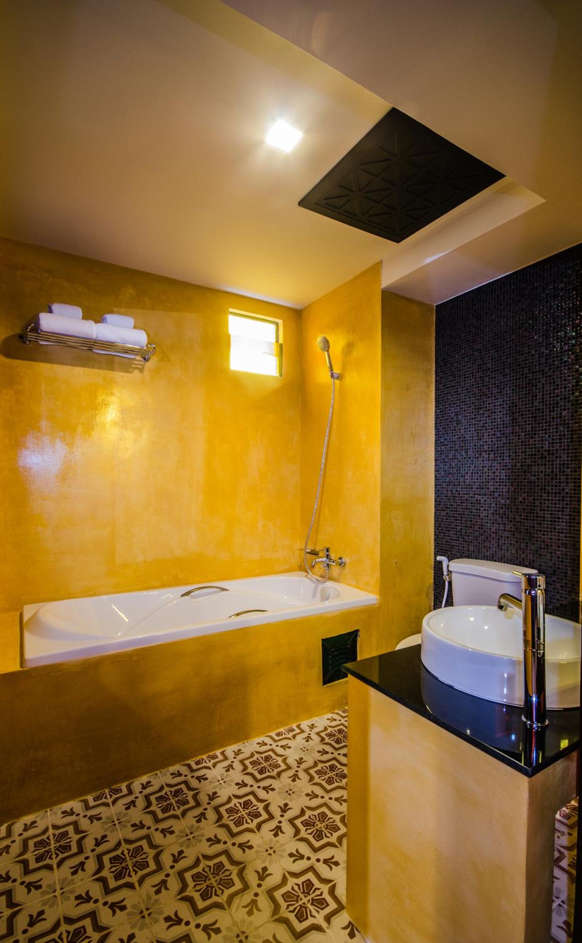 Bhundhari Chaweng Beach Resort Koh Samui - SHA Plus