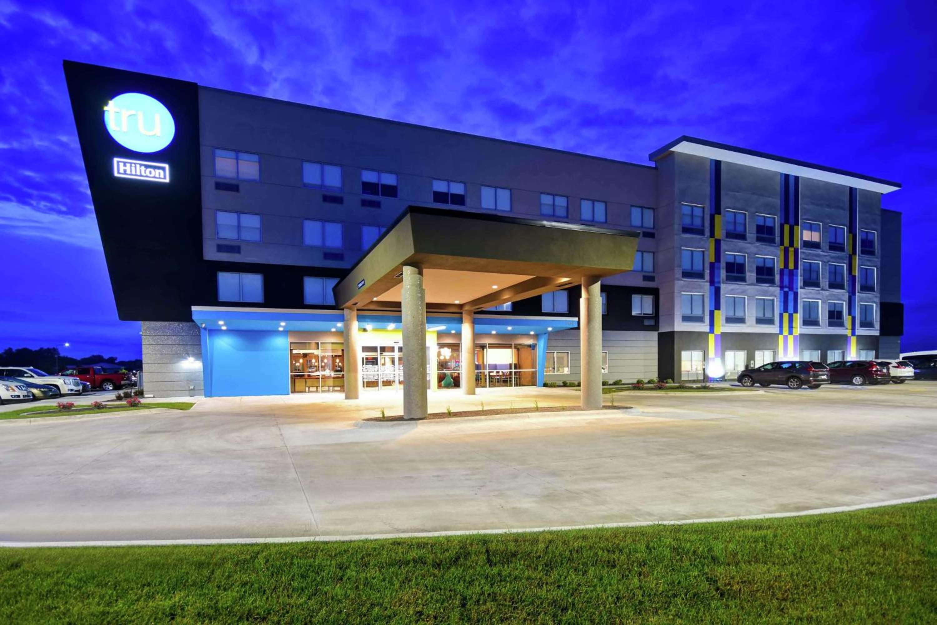 North Platte Vacations - Tru By Hilton North Platte - Property Image 3
