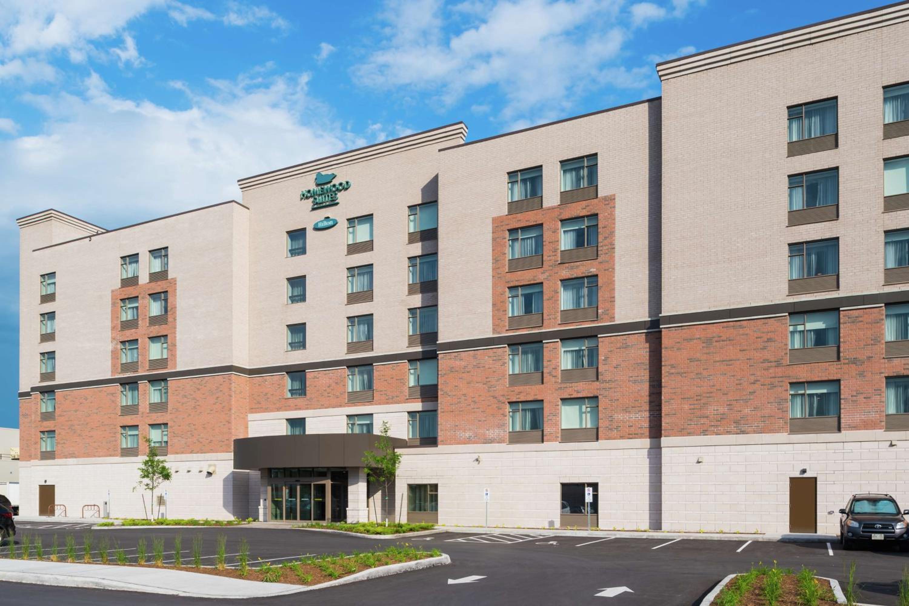 Hotel Homewood Suites By Hilton Ottawa Airport - Image 1