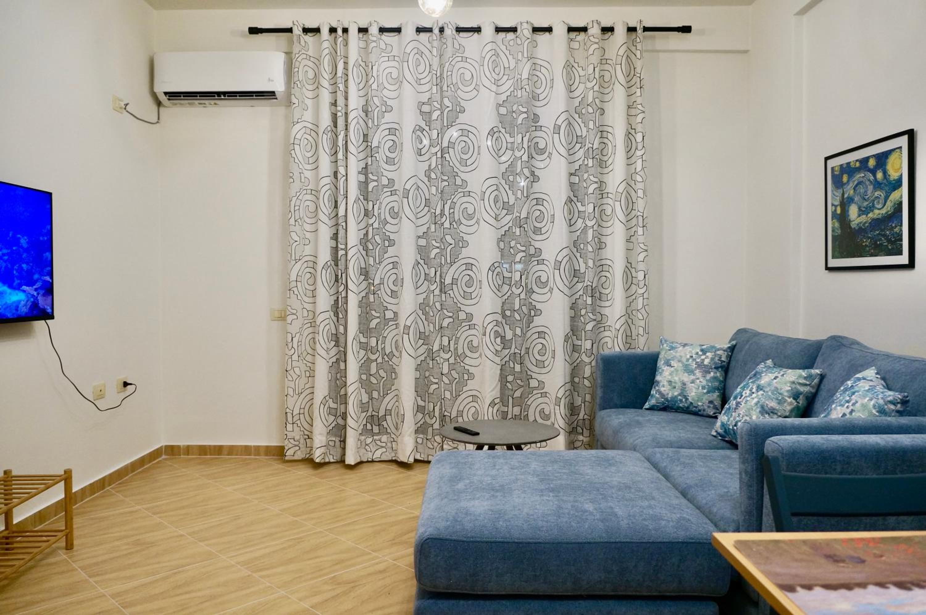 Blue Oasis Apartment