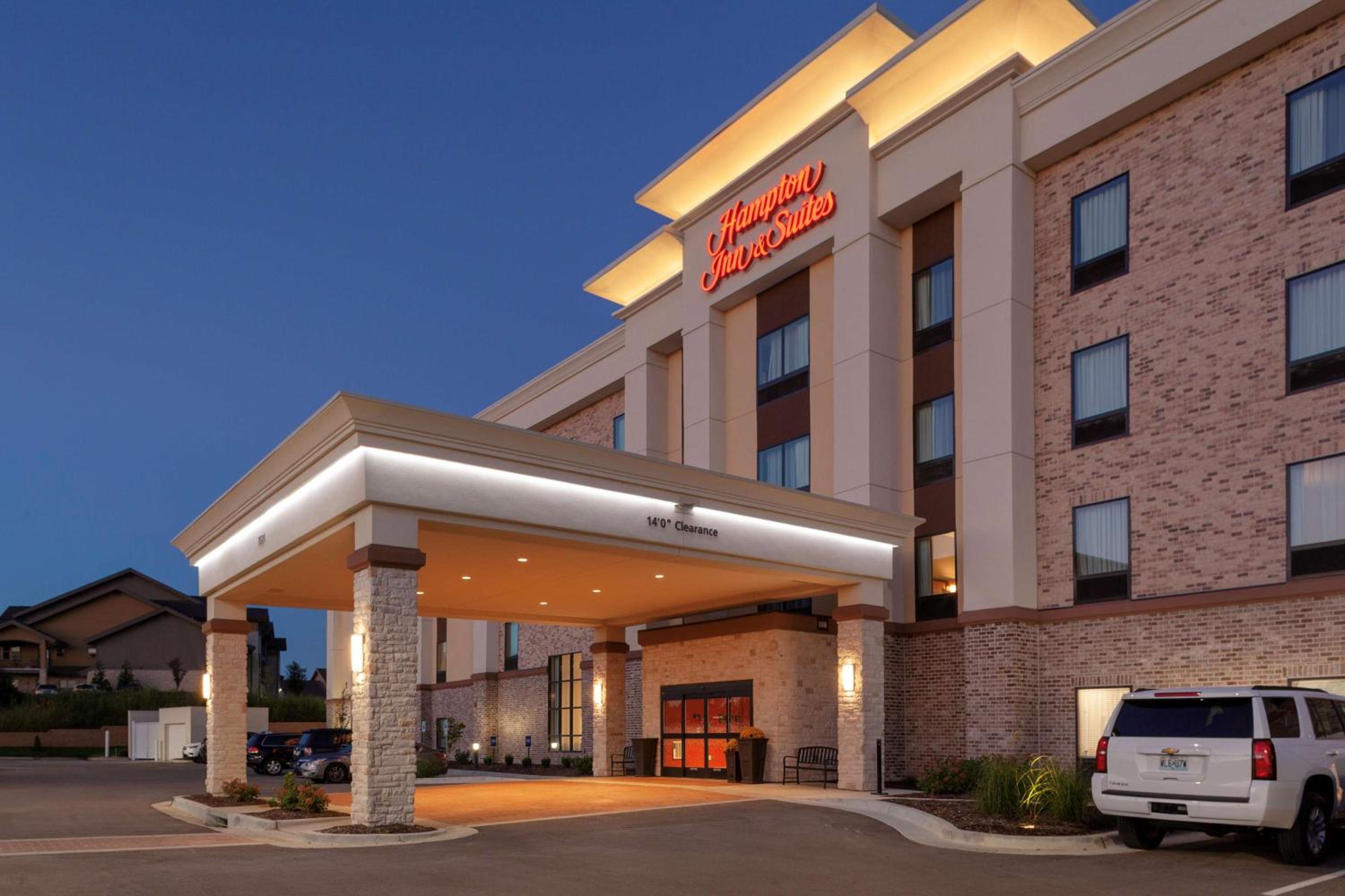 Hampton Inn Suites Overland Park South - Property Image 28