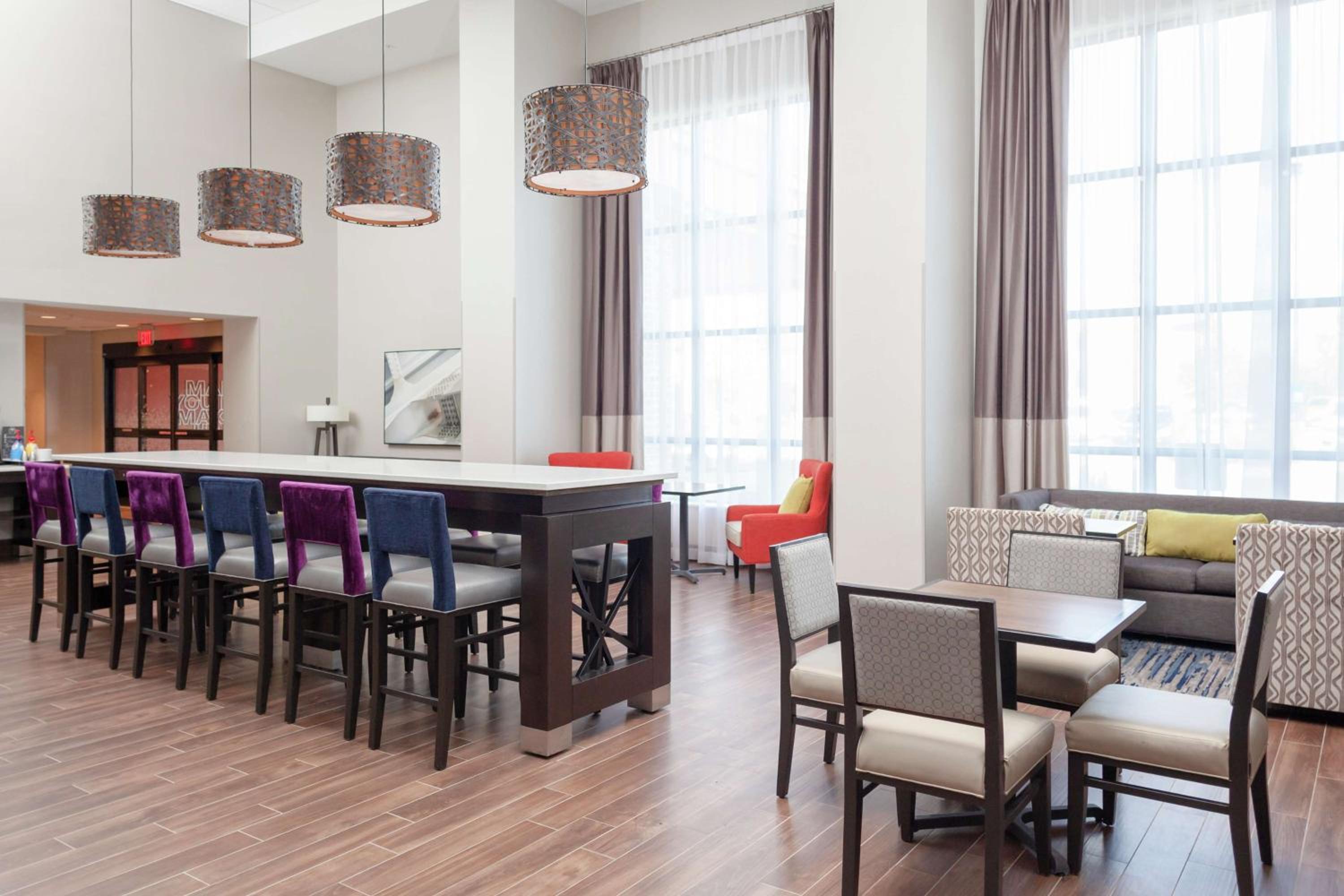Hampton Inn Suites Overland Park South - Property Image 24