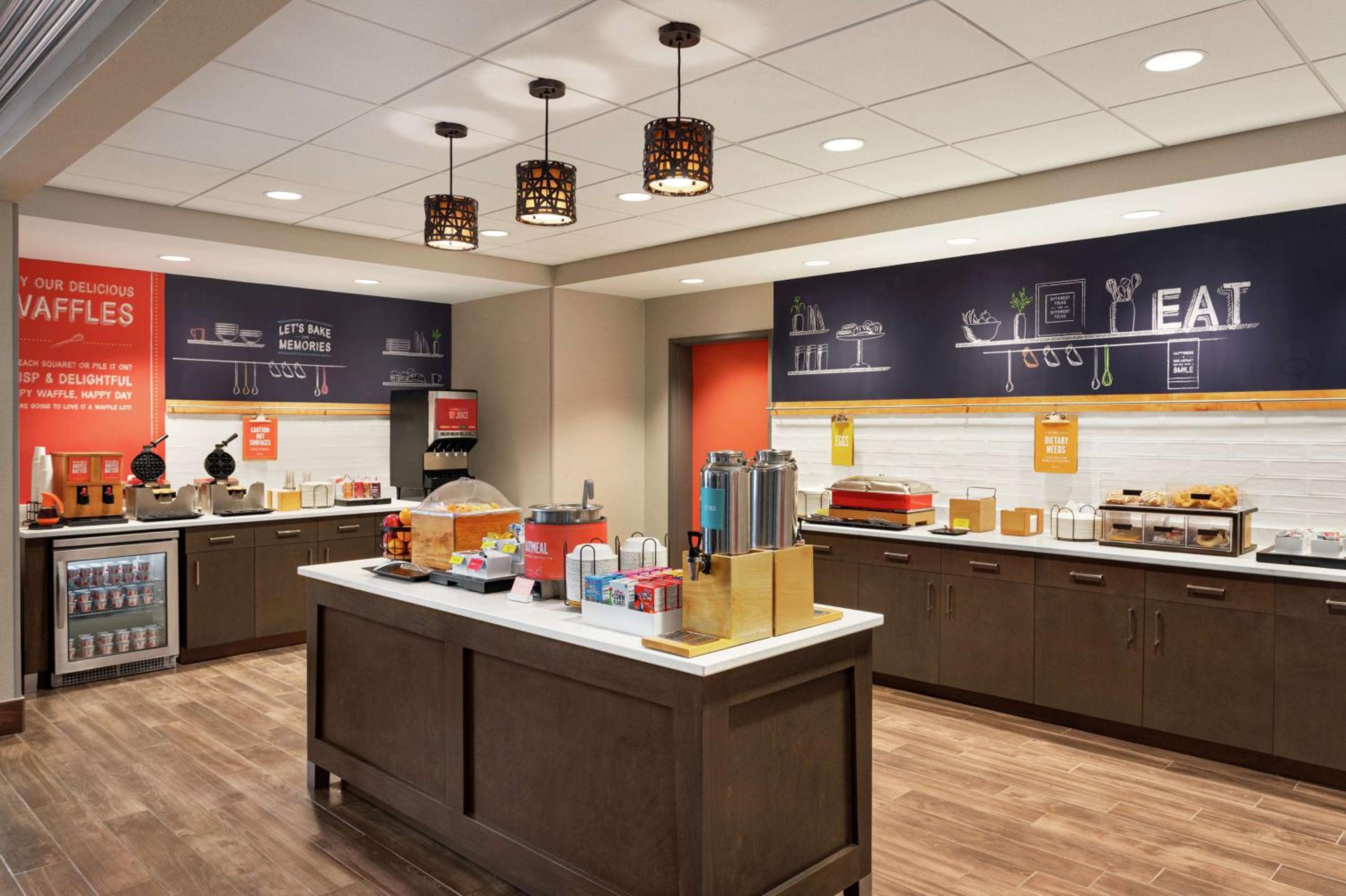 Hampton Inn Suites Overland Park South - Property Image 22
