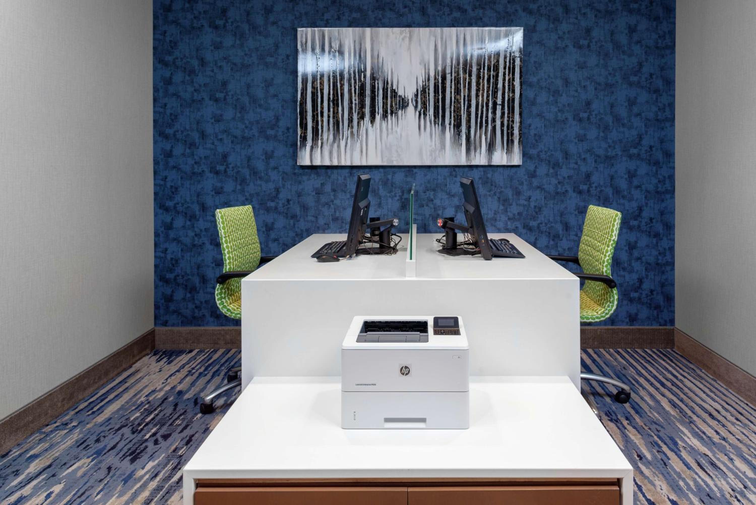 Hampton Inn Suites Overland Park South - Property Image 2
