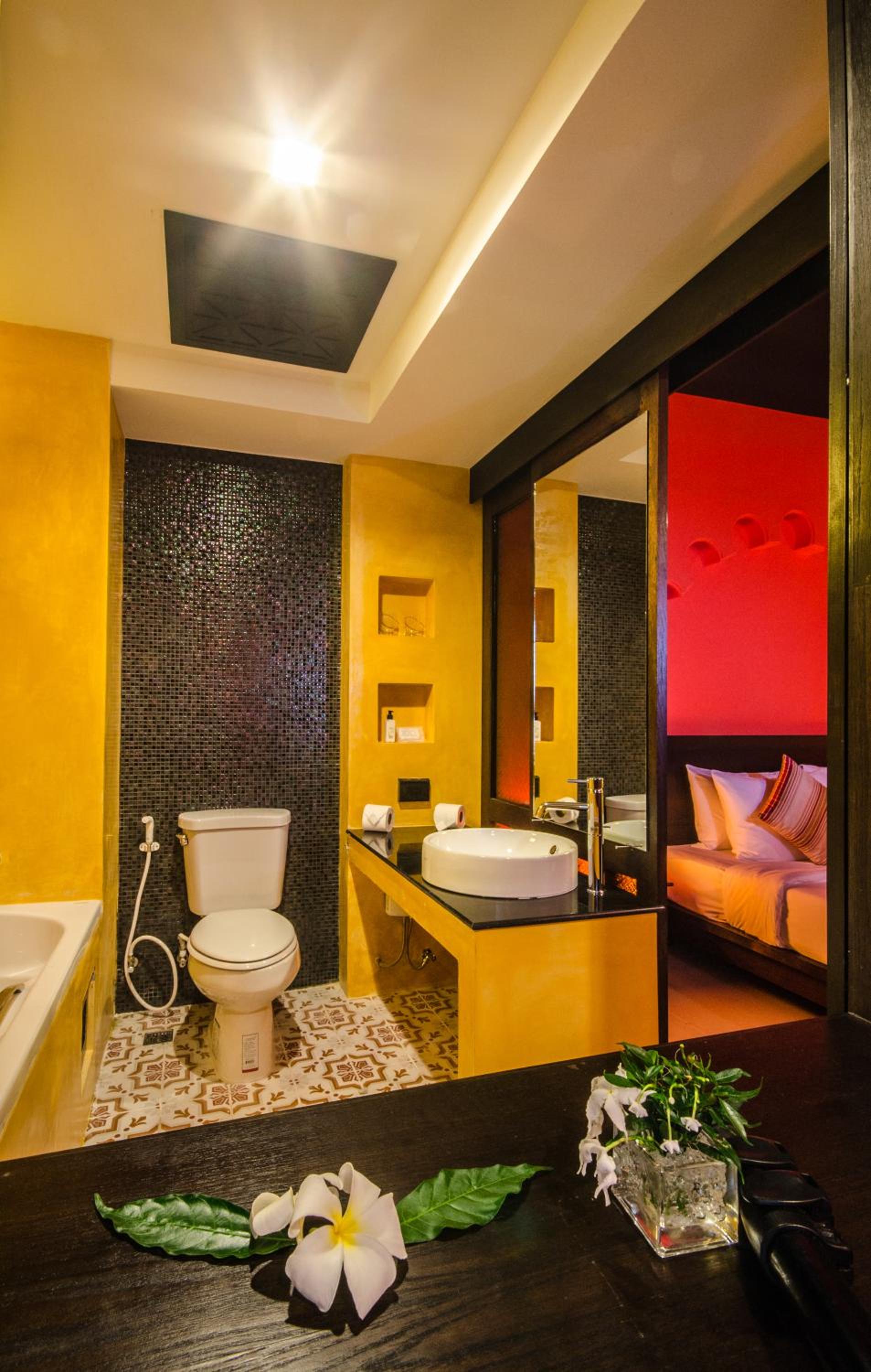 Bhundhari Chaweng Beach Resort Koh Samui - SHA Plus