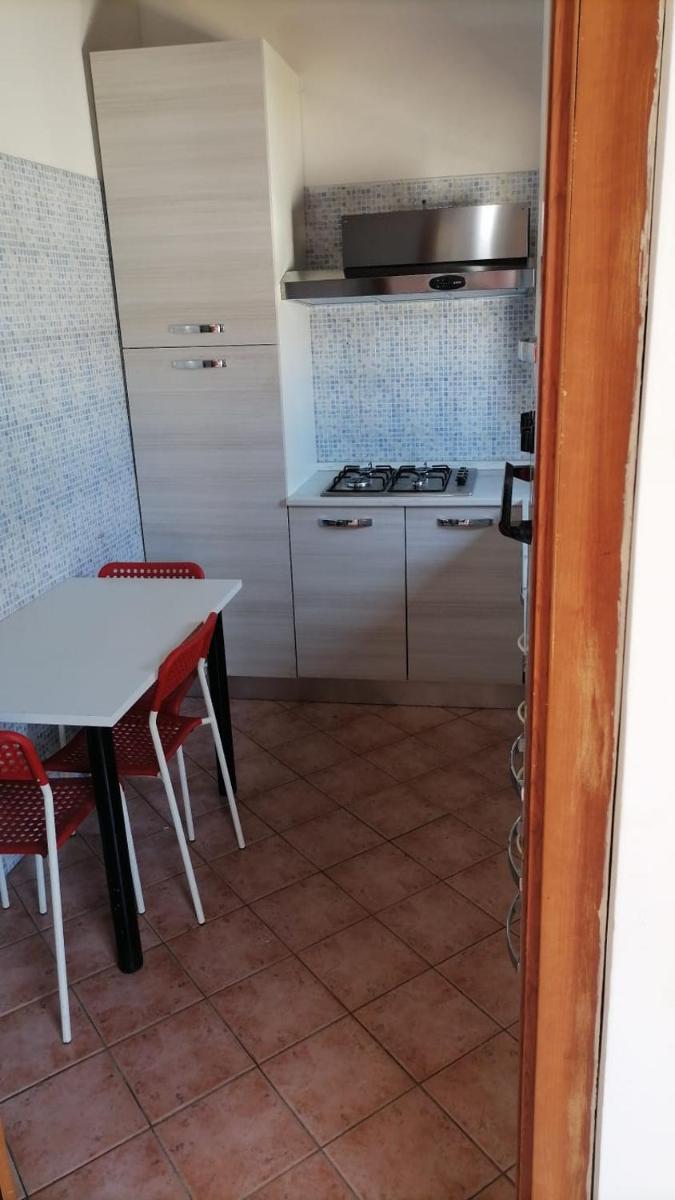 villino 4 posti letto con cucina a 30mt dal mare view 4