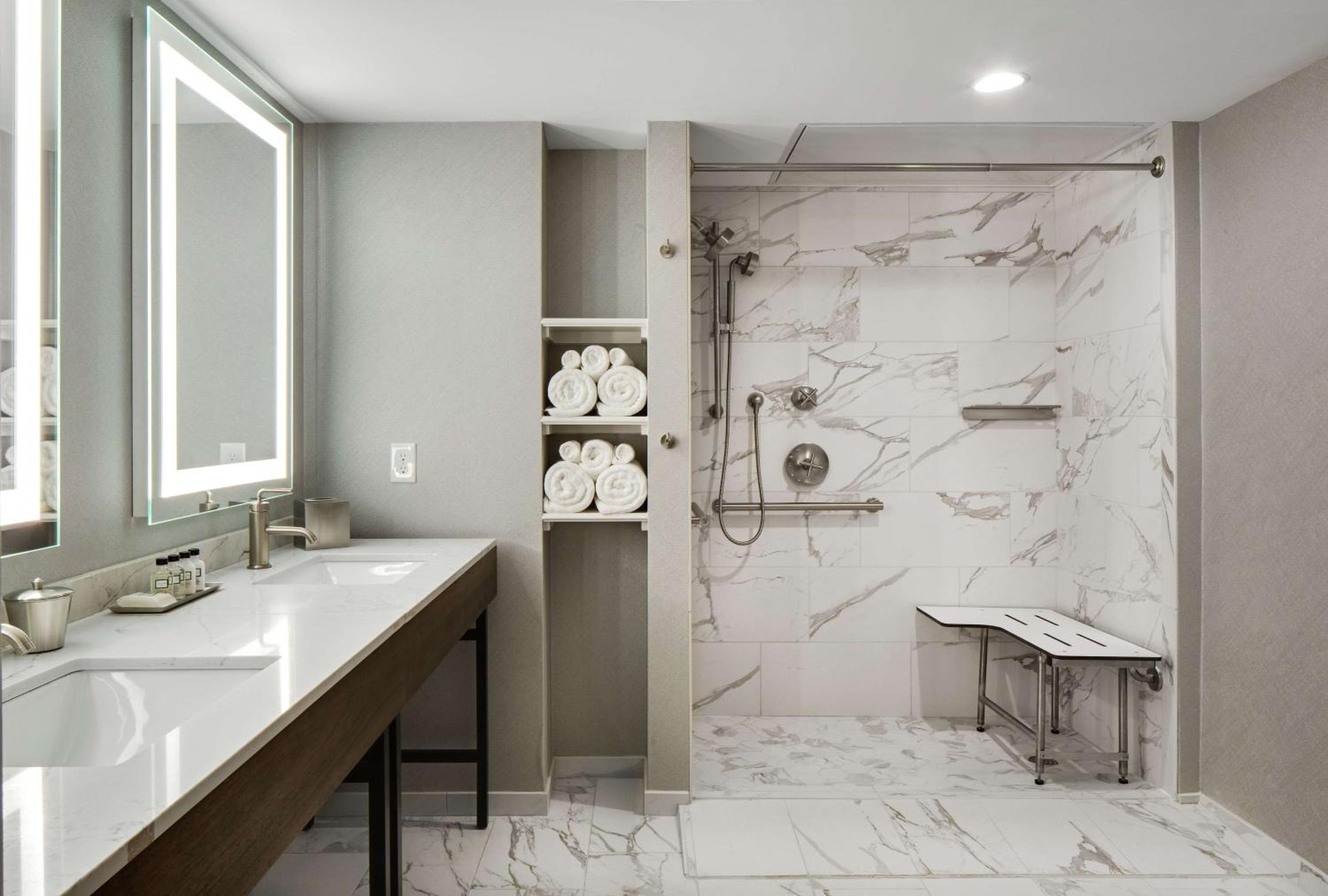 The Sire Hotel Lexington, Tapestry Collection by Hilton