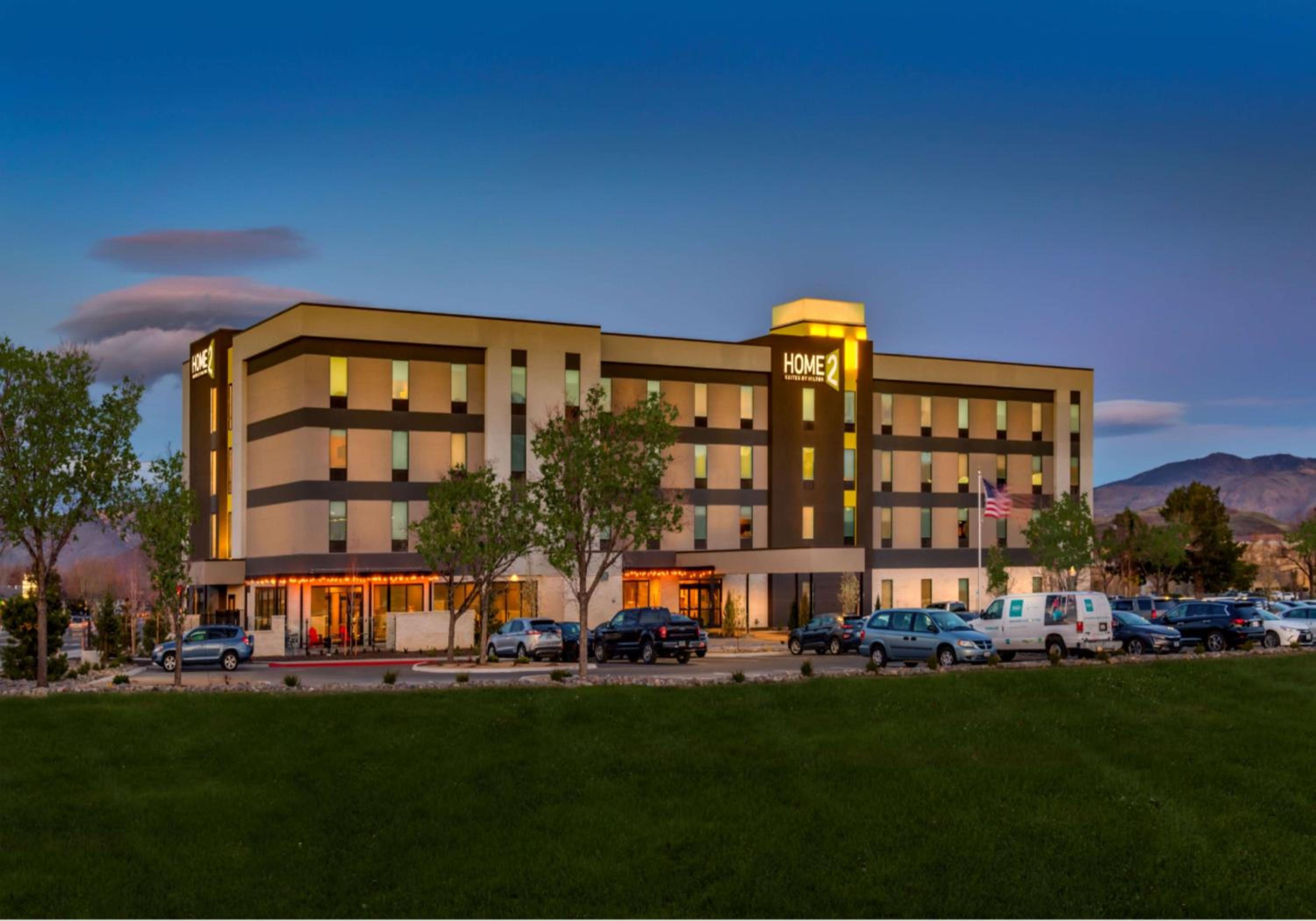 Hotel Home2 Suites By Hilton Reno - Image 1