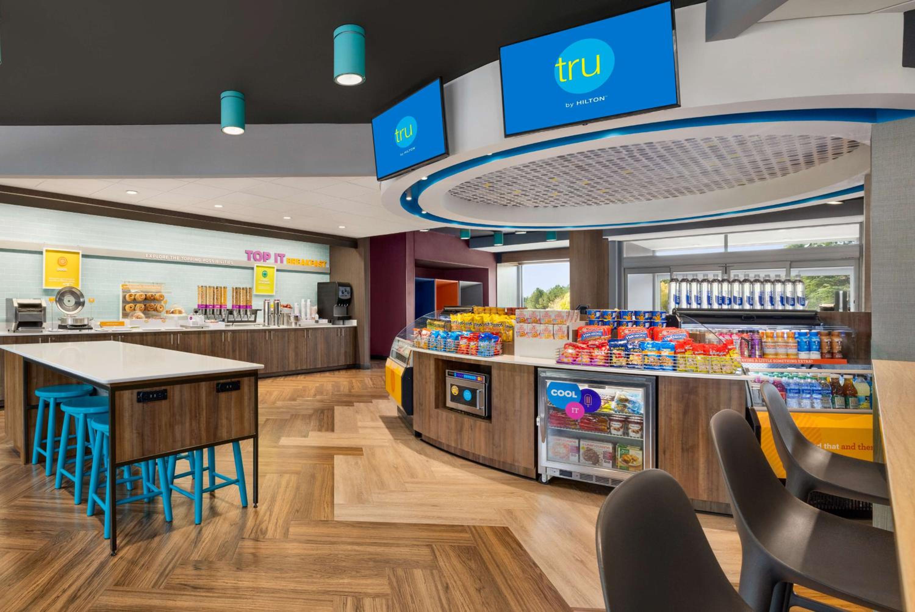 Tru Lawrenceville Atlanta I85 Sugarloaf - Property Image 7