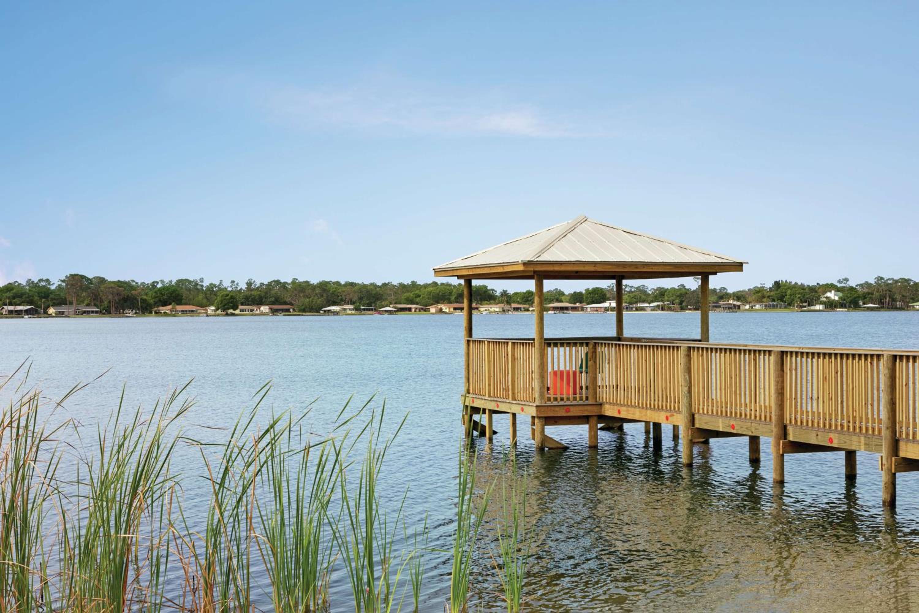 Sebring Vacations - Tru By Hilton Sebring FL - Property Image 2