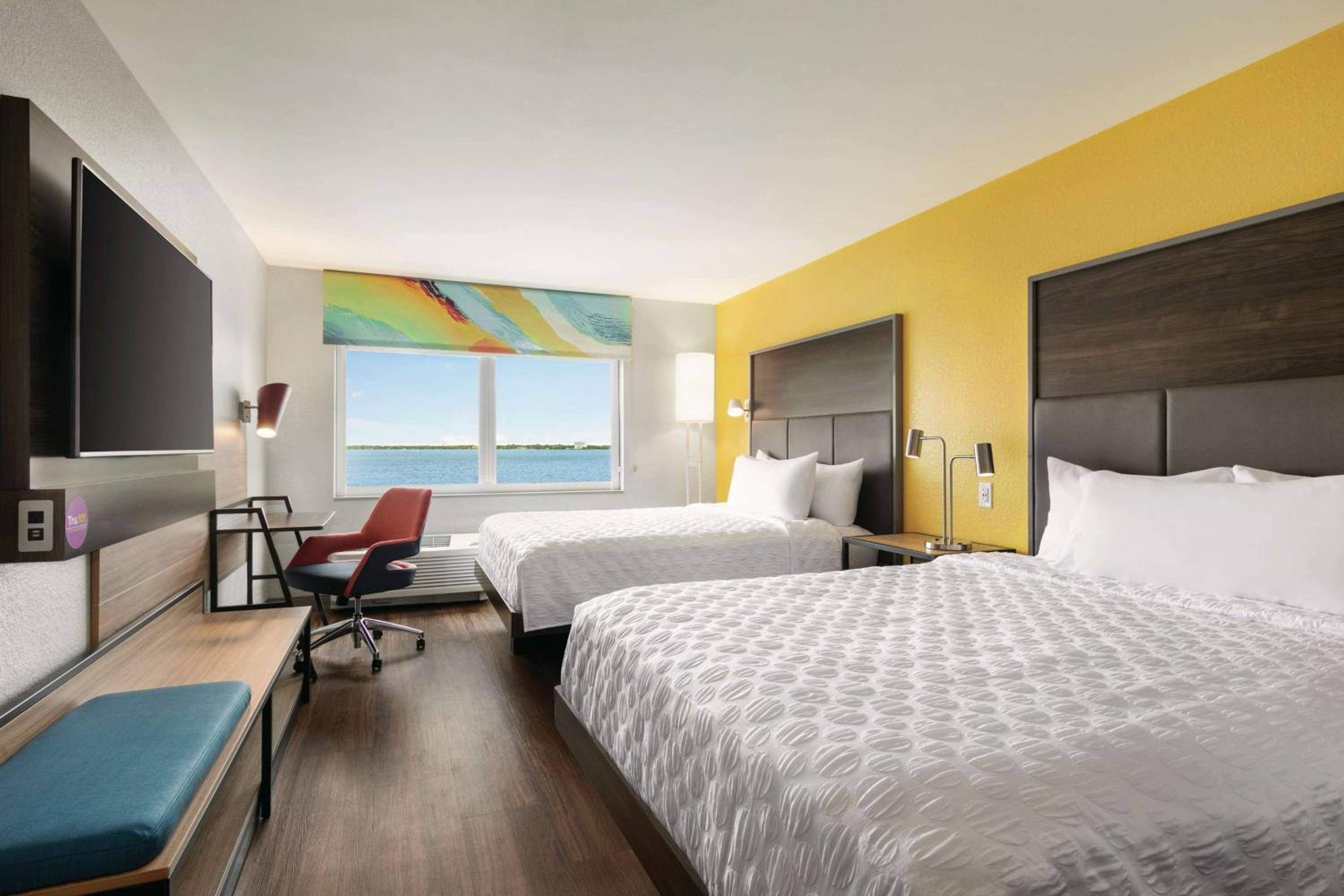 Sebring Vacations - Tru By Hilton Sebring FL - Property Image 12