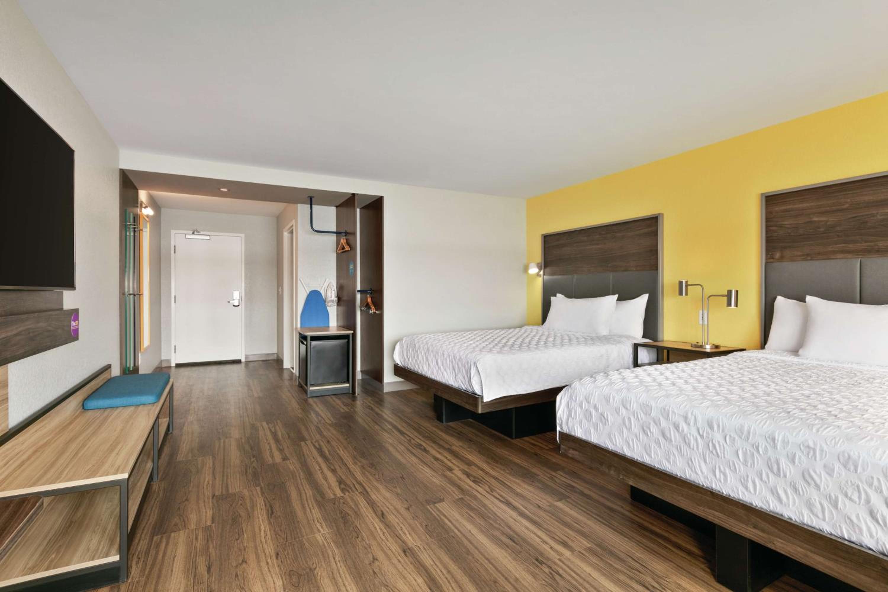 Sebring Vacations - Tru By Hilton Sebring FL - Property Image 7