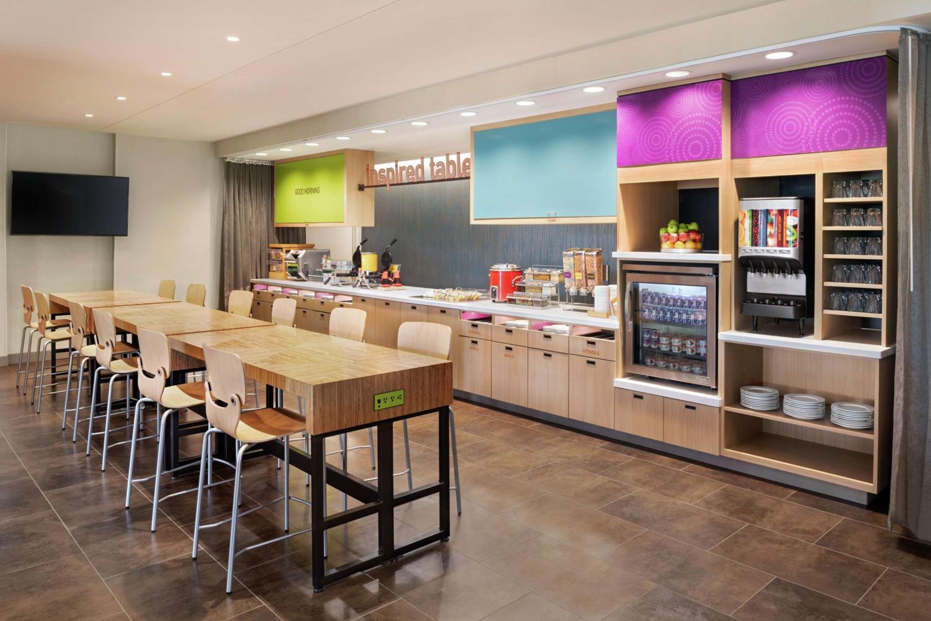 Home2 Suites By Hilton Overland Park, Ks - Property Image 1