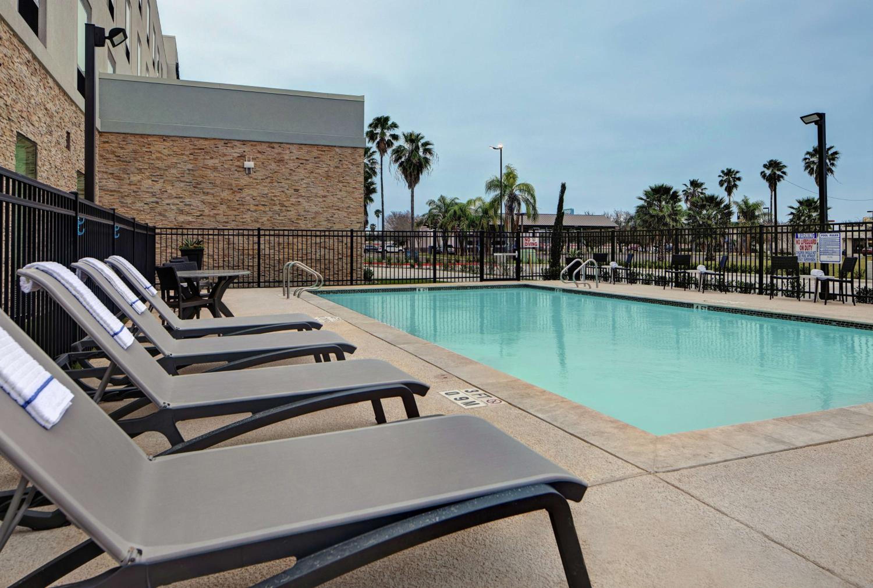 McAllen Vacations - Hampton Inn Weslaco - Property Image 5