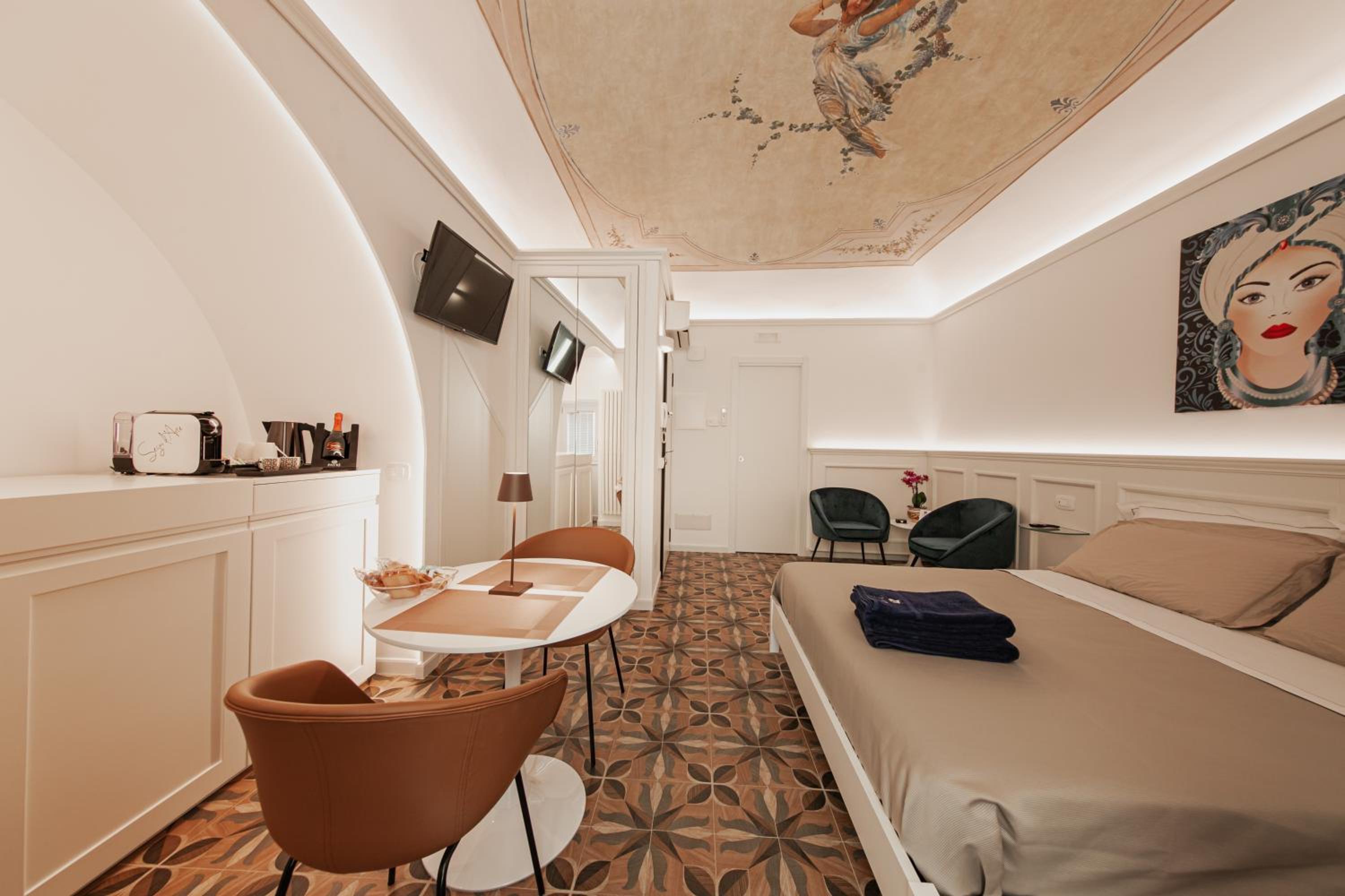 hotel room