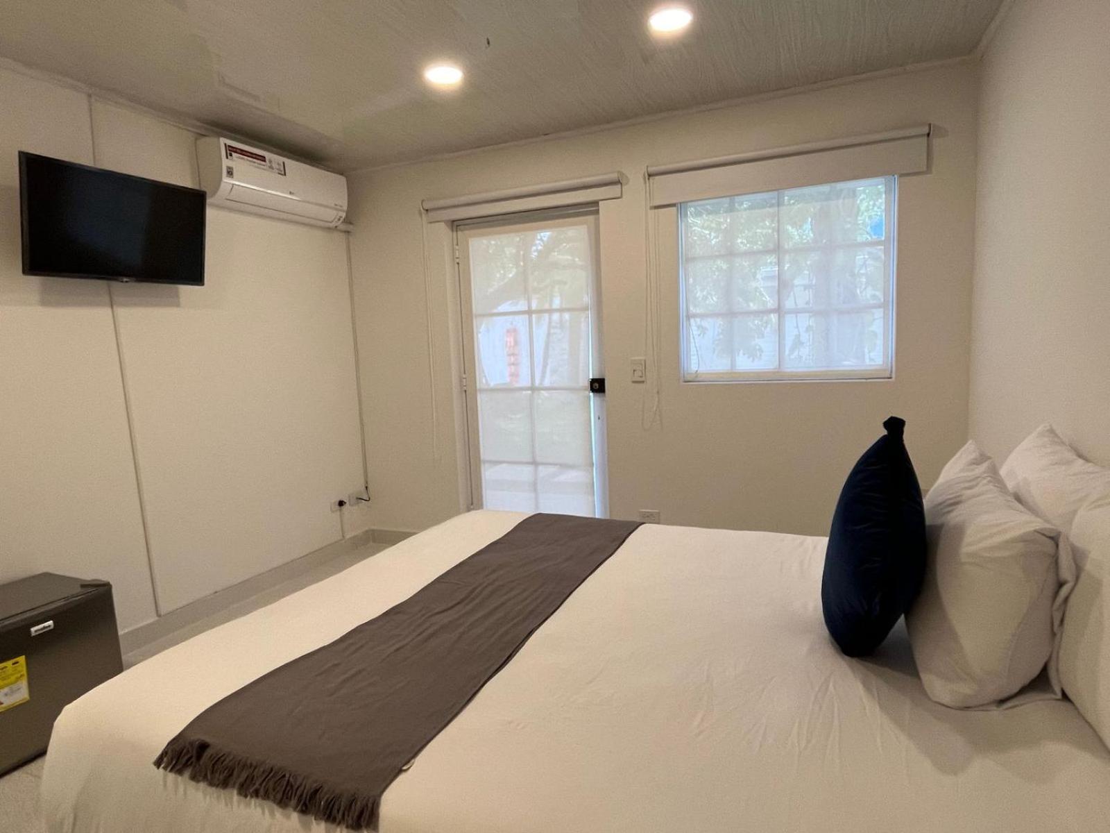 Zaba Beach House