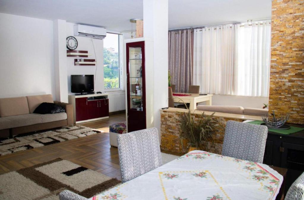 Villa Guci
