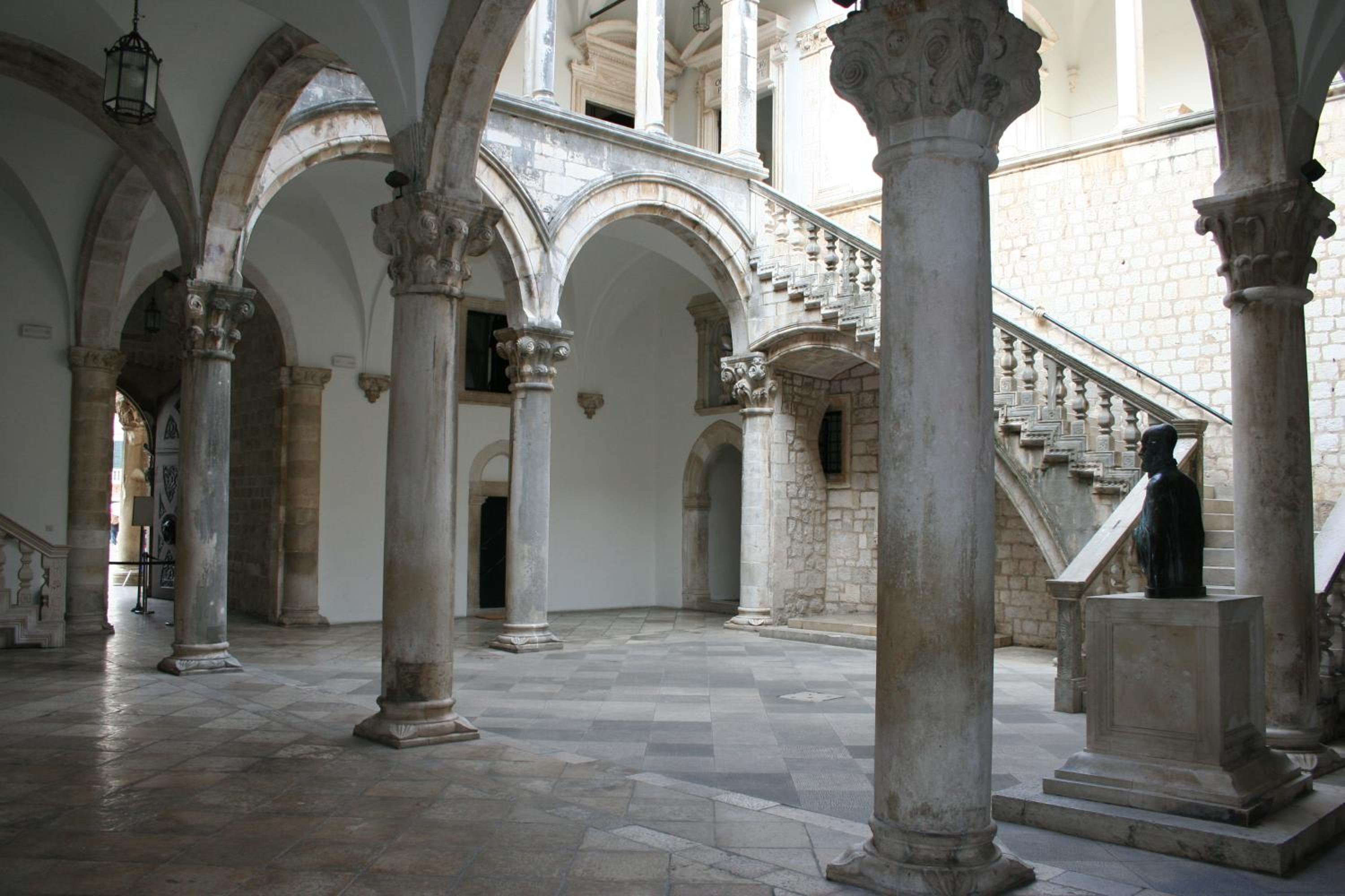Vincenzo Bellini Apartment